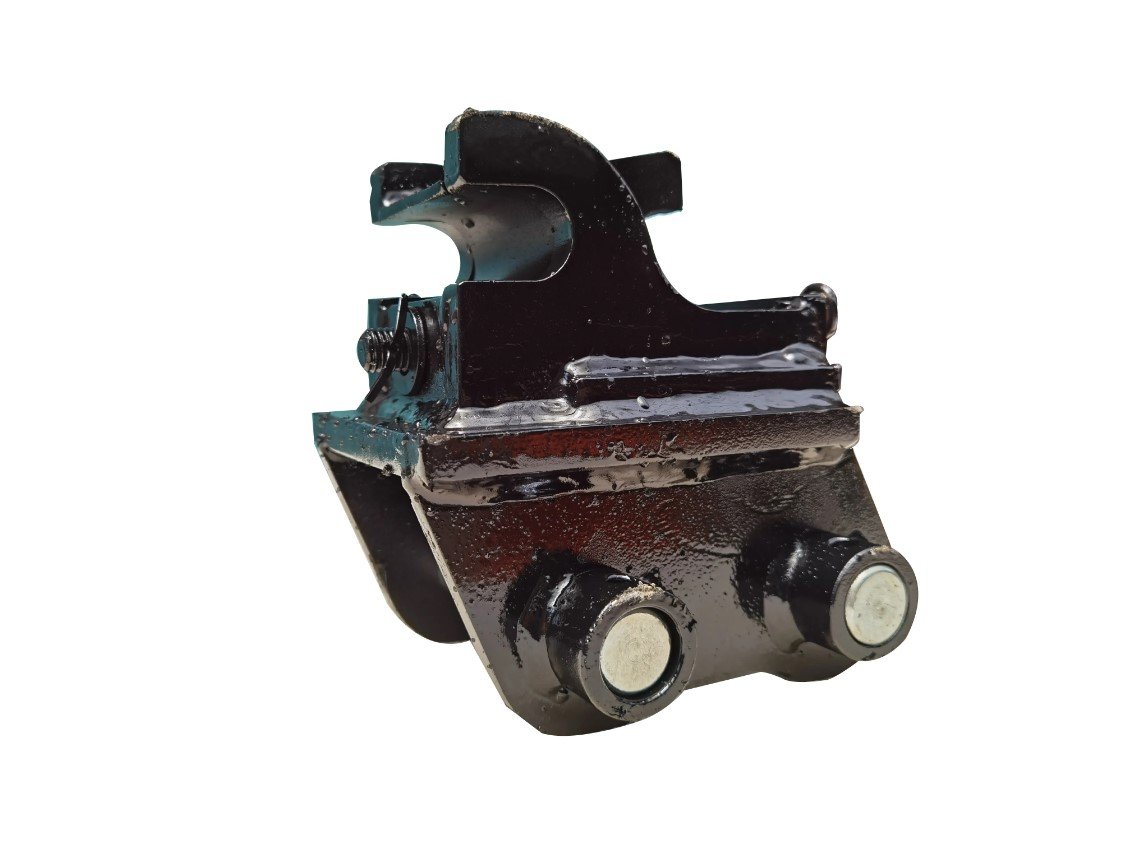 1T_Quick Hitch Mech.jpg