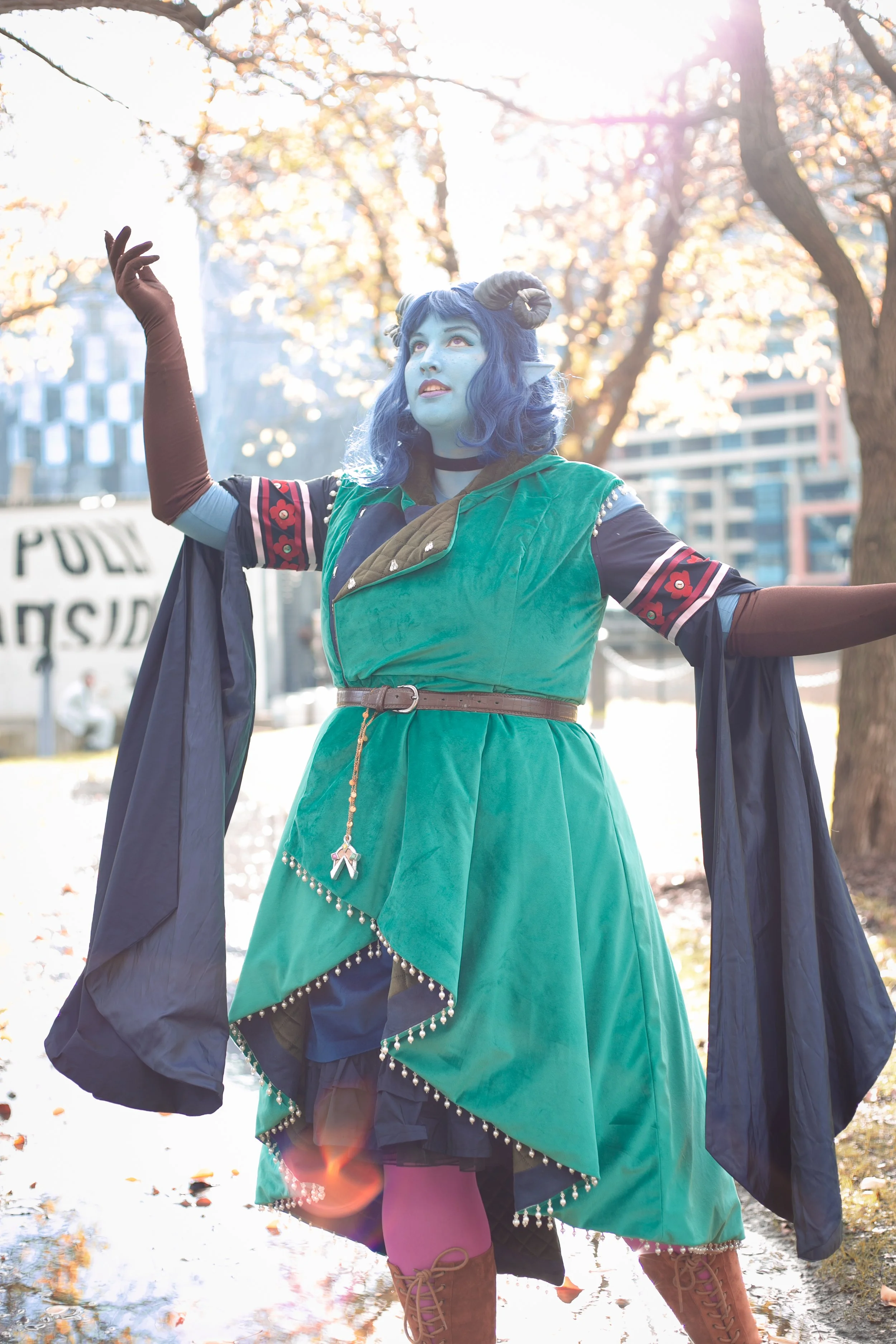 Jester (Level 10) - Critical Role
(2025)

Constructed with fabric, leather, 3D printed PLA. Multi-layer dress and coat

Photo: V4mpireWithACamera (IG)