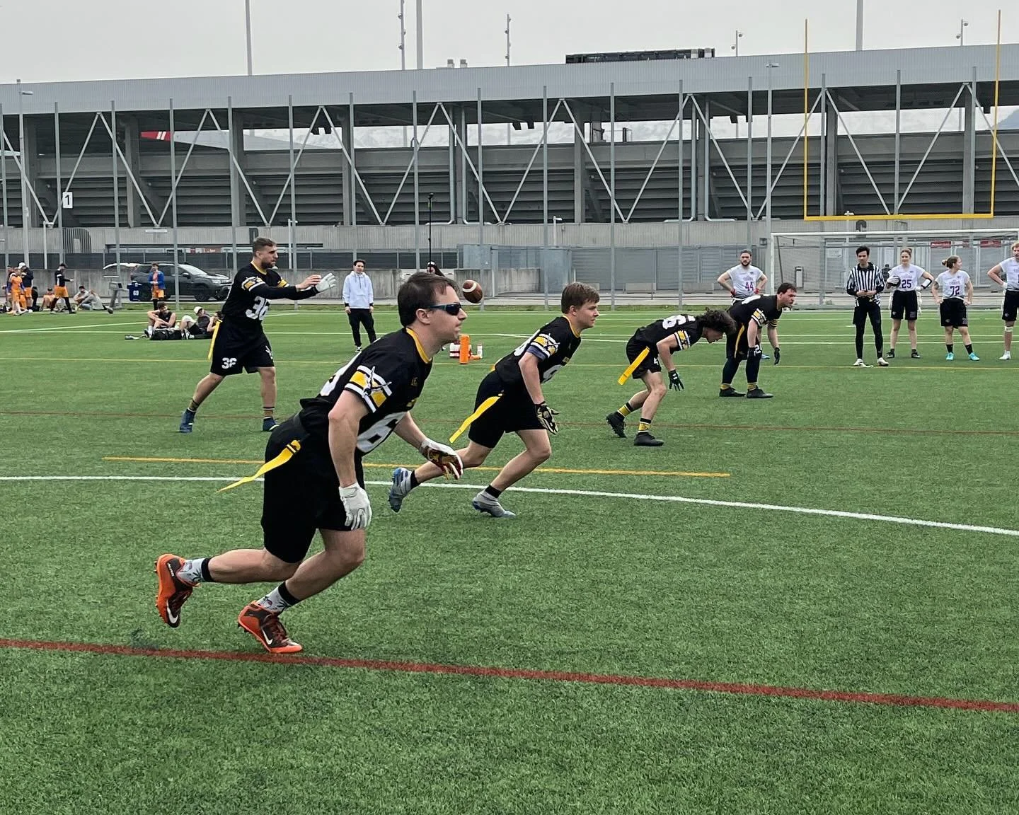 We're back in black with a new team⚡️
Our third and newest team Blackbucks Black are gonna compete in the HARWY NFFL C this season. They started their first year off strong with two wins in today's pre-season tournament, kindly hosted by @afcthuntige