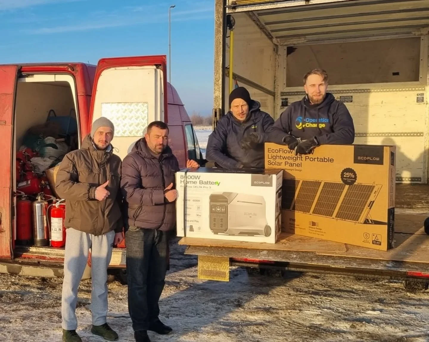 Redan i oktober visste vi att kampanjen &rdquo;H&aring;ll dem varma&rdquo; var r&auml;tt v&auml;g.

Med &ouml;rat mot marken i Ukraina var det tydligt:
vintern skulle sl&aring; h&aring;rt &ndash; och snabbt.
S&aring;rade beh&ouml;vde kemiska v&auml;r