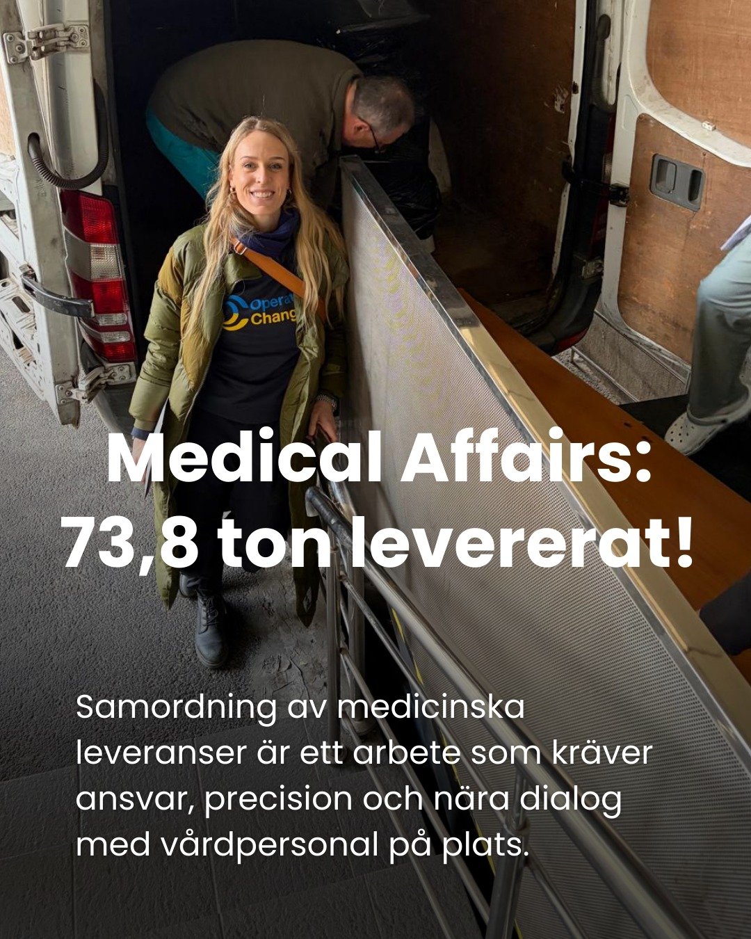 73,8 ton medicinsk utrustning levererad under 2025.

Bakom siffran finns ett l&aring;ngsiktigt arbete med samordning, logistik och n&auml;ra dialog med v&aring;rdpersonal p&aring; plats i Ukraina. Arbetet drivs inom funktionen Medical Affairs, som le