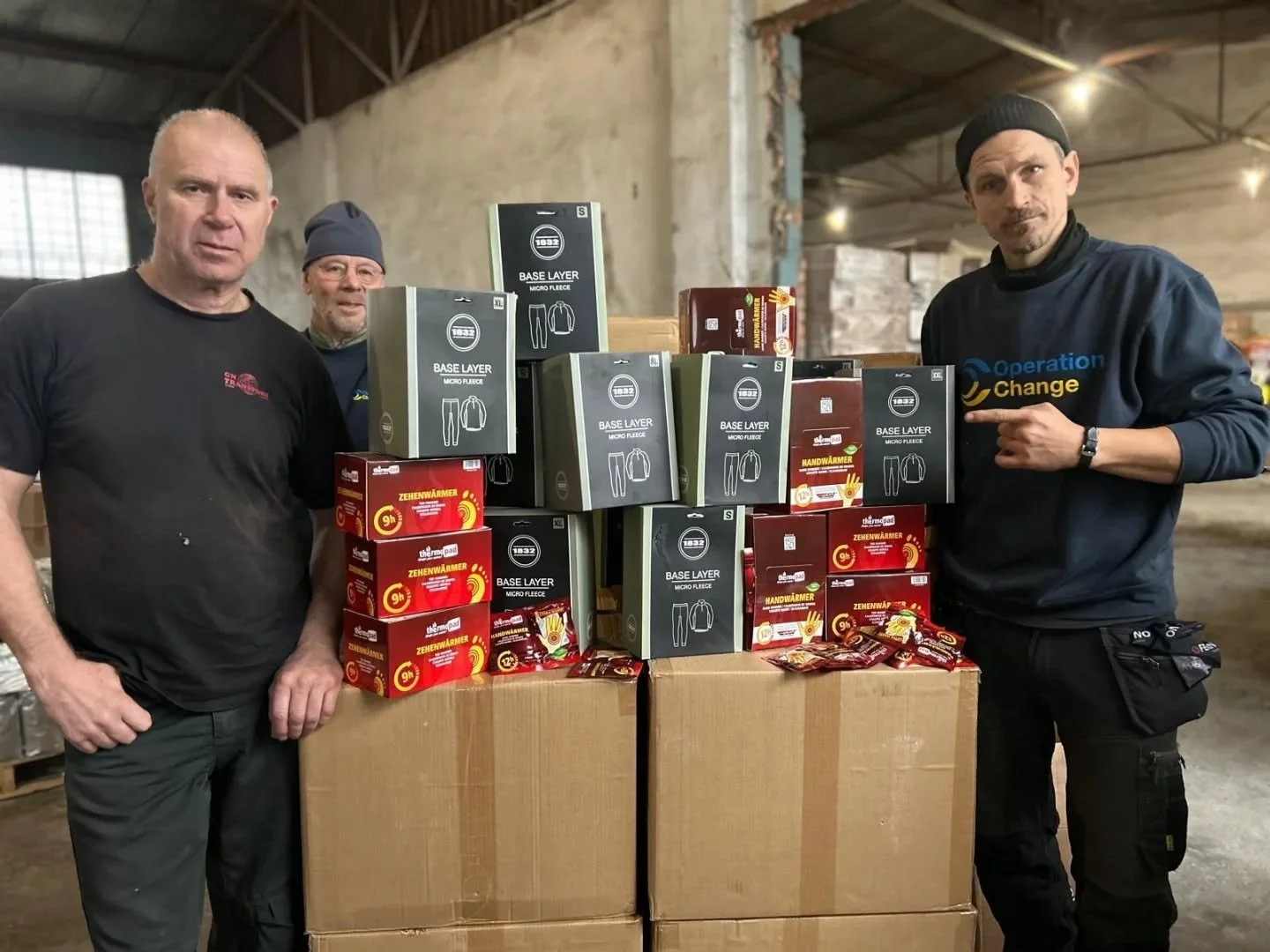 Stort tack Tyrone💙💛!

Tack vare ditt arbete har tusentals underst&auml;ll, hand- och fotv&auml;rmare samt 40 dieselv&auml;rmare n&aring;tt sjukv&aring;rdare, f&ouml;rsvarare, socialarbetare och brandm&auml;n i Ukraina &ndash; och hj&auml;lpt dem h&