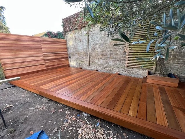 Oranssi project: wraparound deck