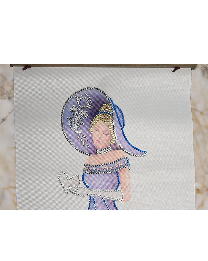 FancyLady_Gale_Detail1@0.3.png