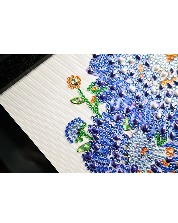 bootie_w_Hydrangea_Detail2.png