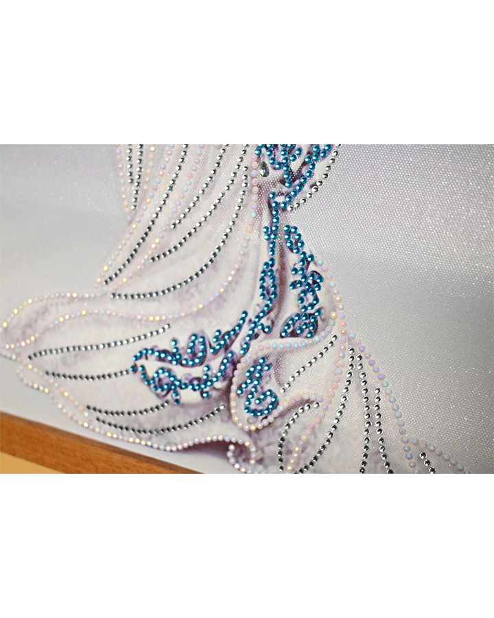 FancyLady_MarDetail2@0.3x.png