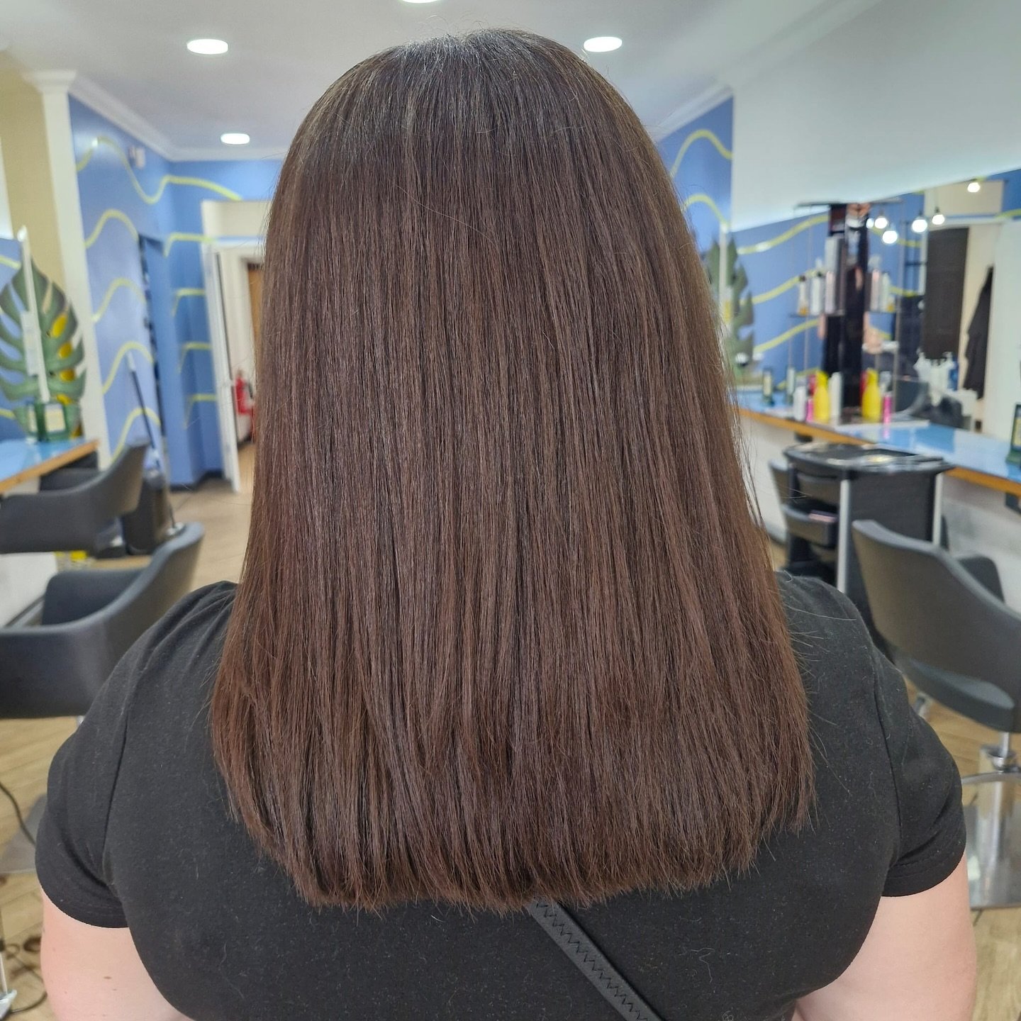 Wash, cut and blowdry by Lisa 

&gt;&gt;&gt; swipe for the before &gt;&gt;&gt;
#loreal #ghd #nxthair #olaplex #capitalgillingham #schwartzkopft #revlon #bestofbalayage #hairgoals #hairinspo #hairstyle #haircolour #hairfashion #pineapplehairstudio #ro