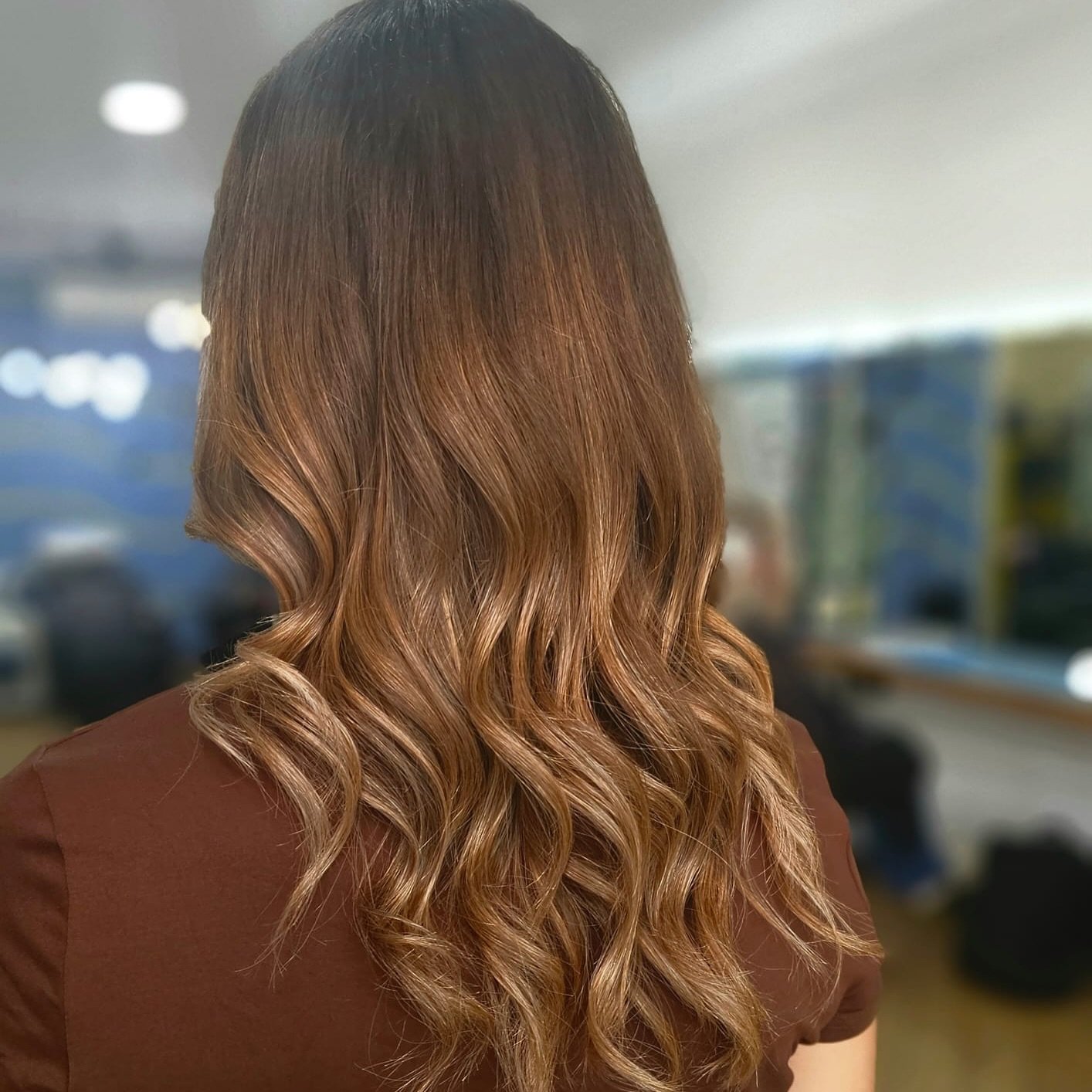 Balayage, toner, cut and blowdry by mollie 

&gt;&gt;&gt; swipe for the before &gt;&gt;&gt;
#loreal #ghd #nxthair #k18 #capitalgillingham #schwartzkopft #revlon #bestofbalayage #hairgoals #hairinspo #hairstyle #haircolour #hairfashion #pineapplehairs