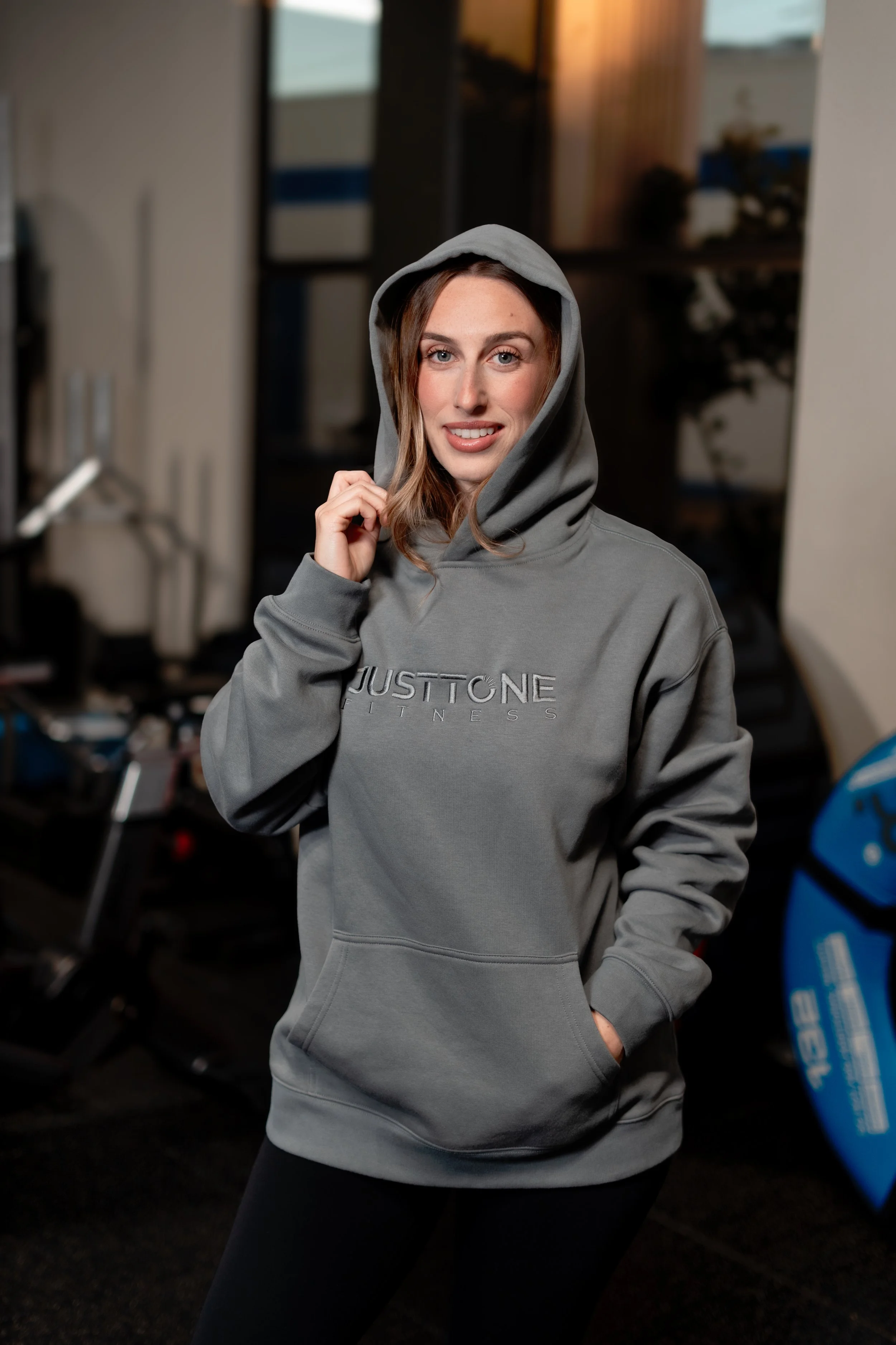 Model wearing size M