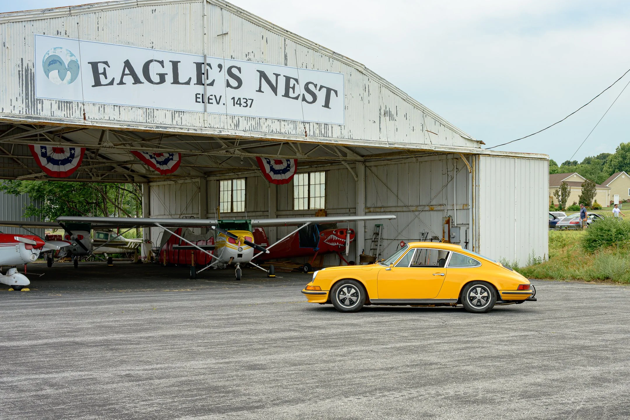 911T-3.jpg