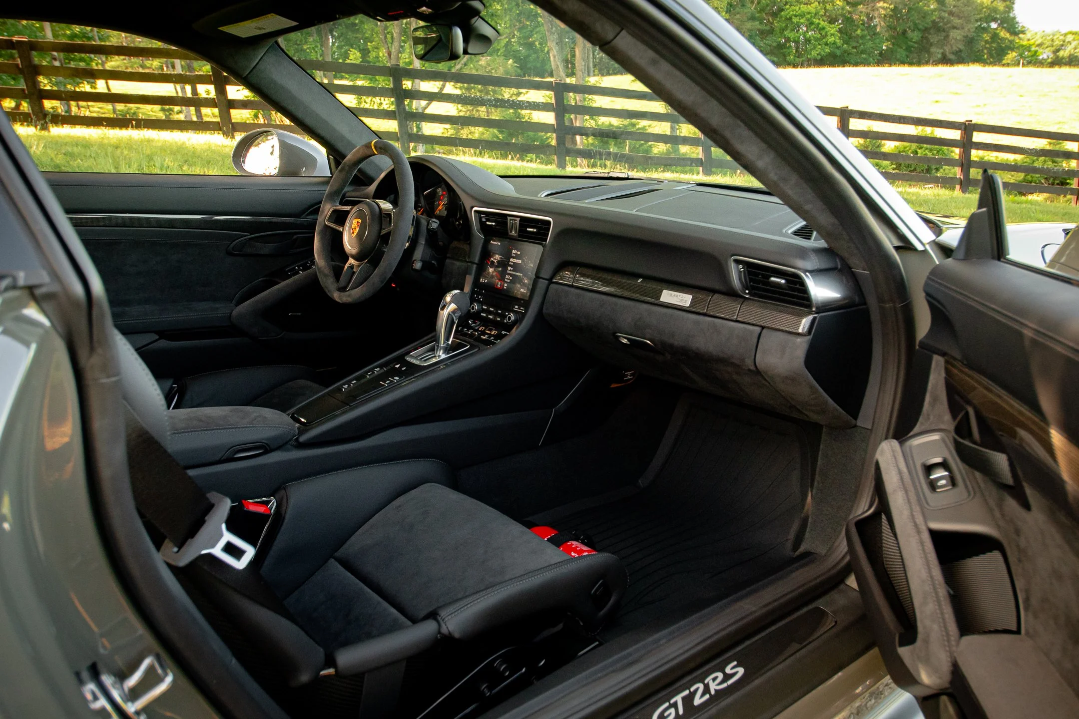 GT2RS-75.jpg