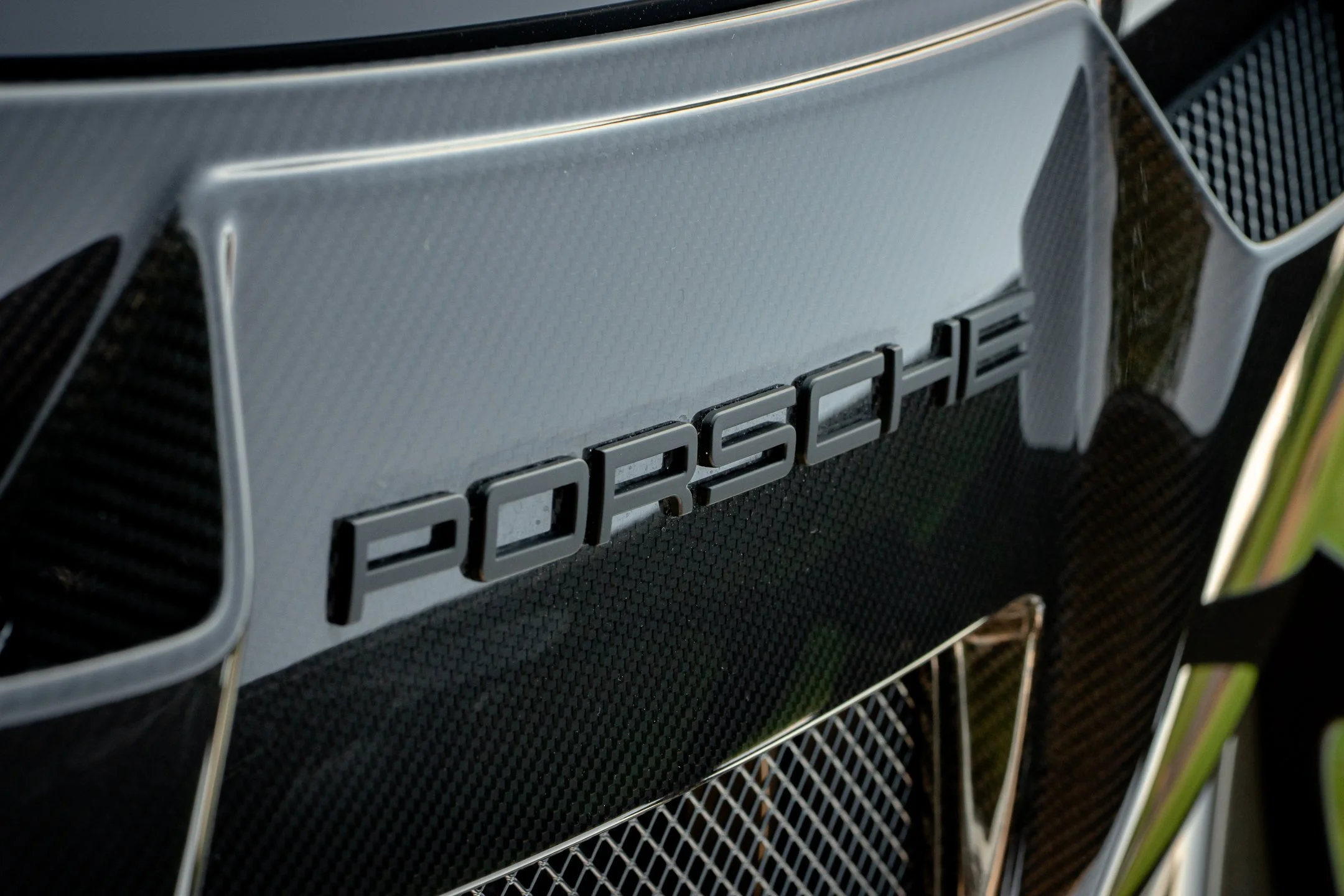 GT2RS-19.jpg
