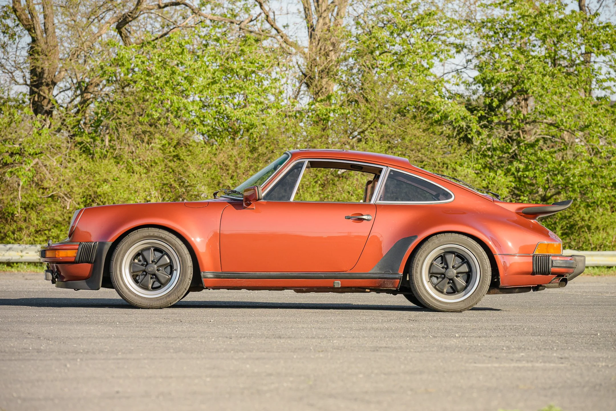 930-6.jpg