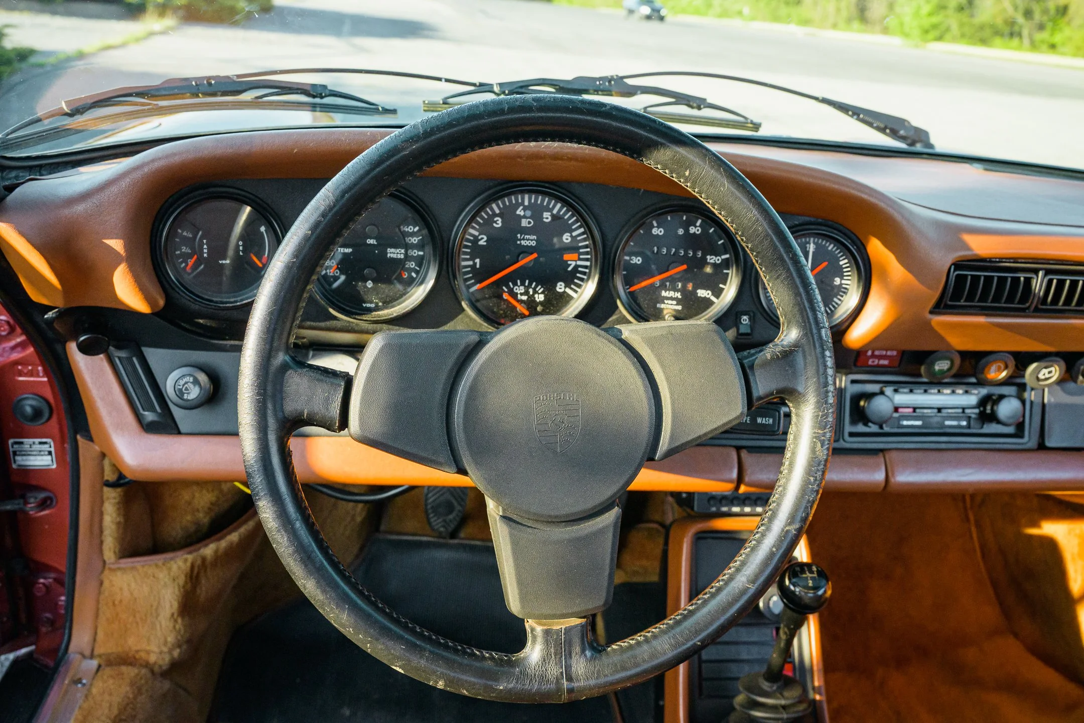 930-195.jpg