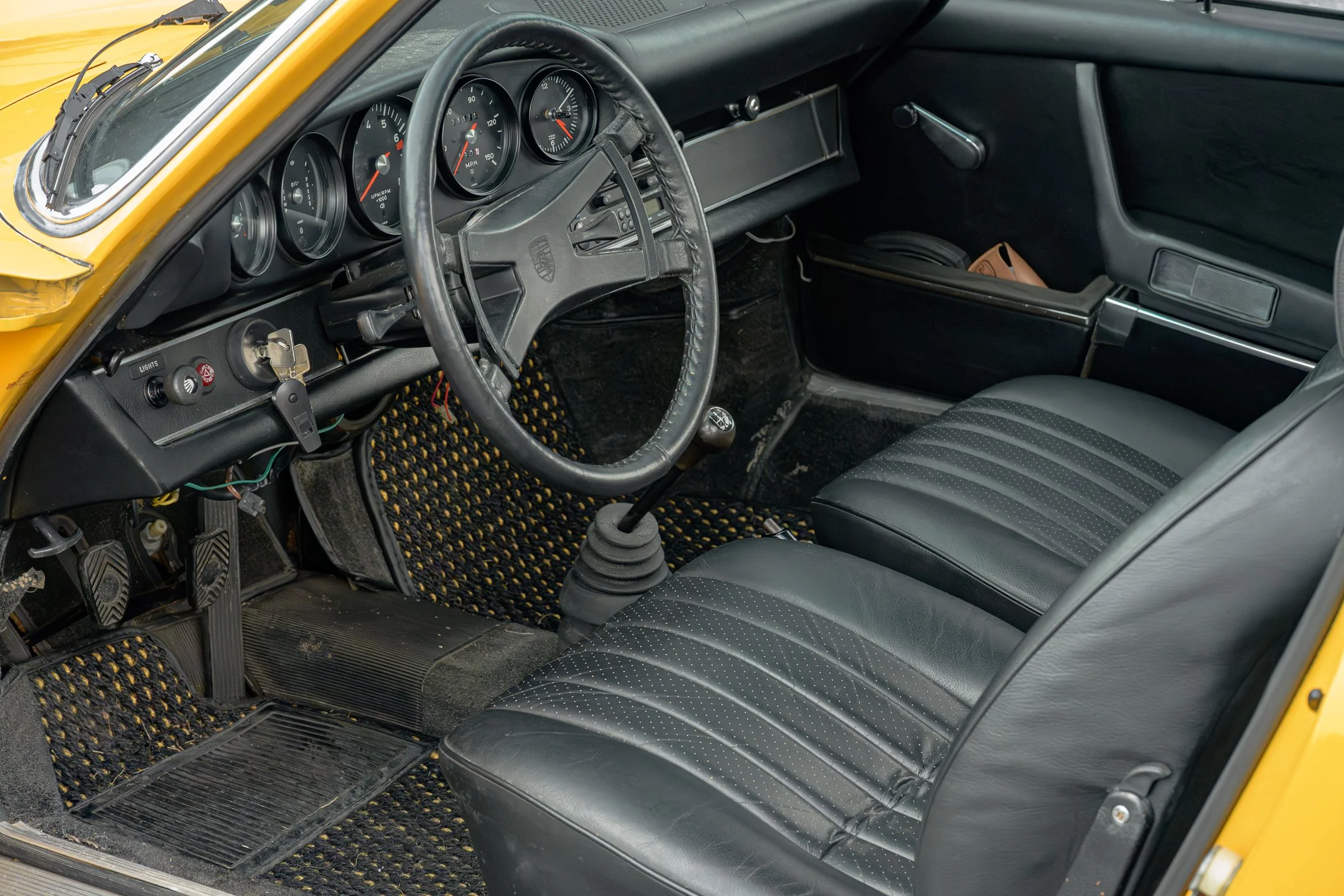 911T-48.jpg