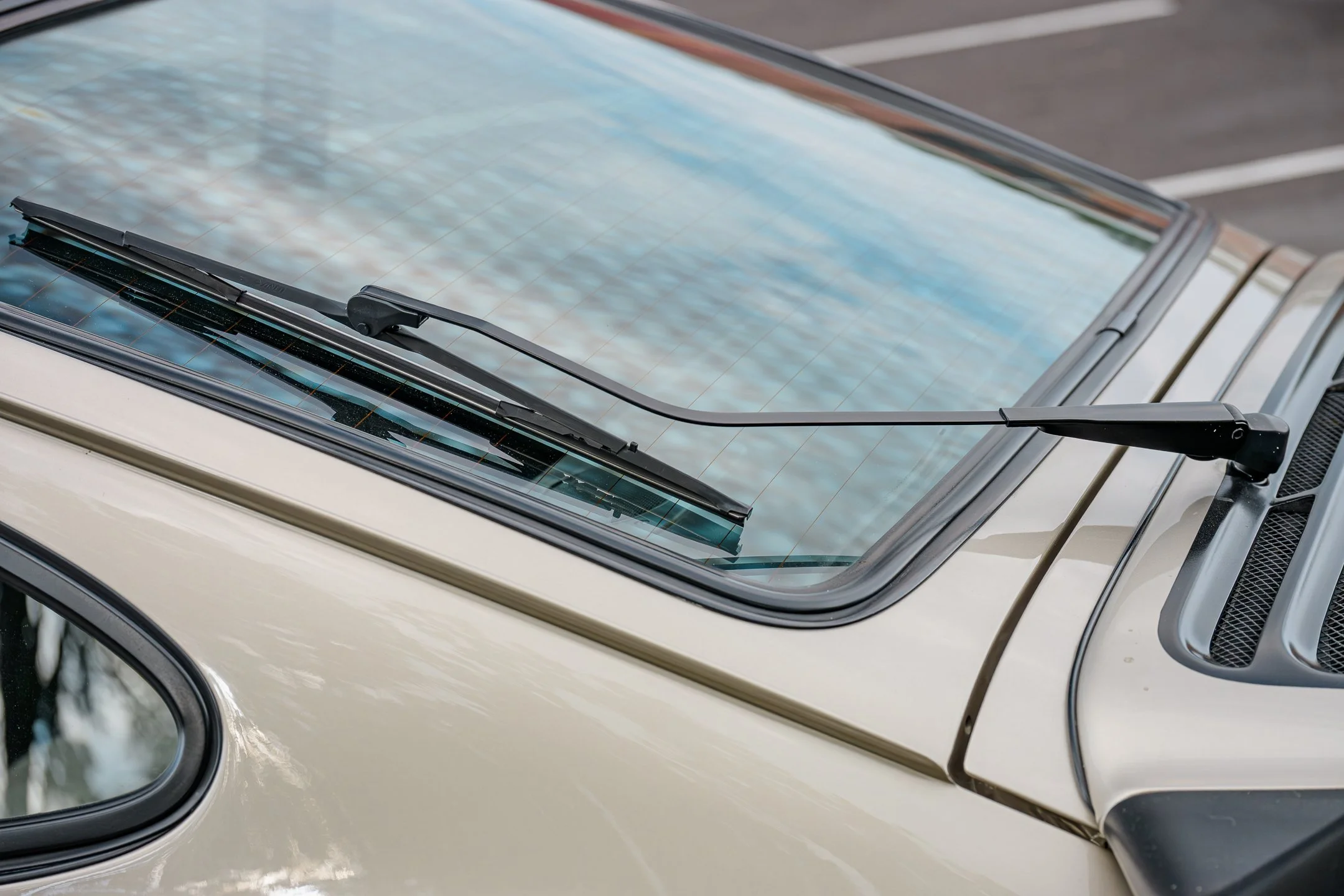 Weiss 930-47.jpg