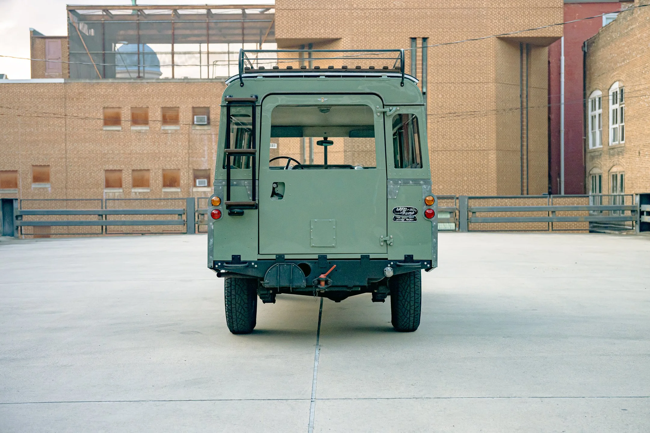 LR-16.jpg