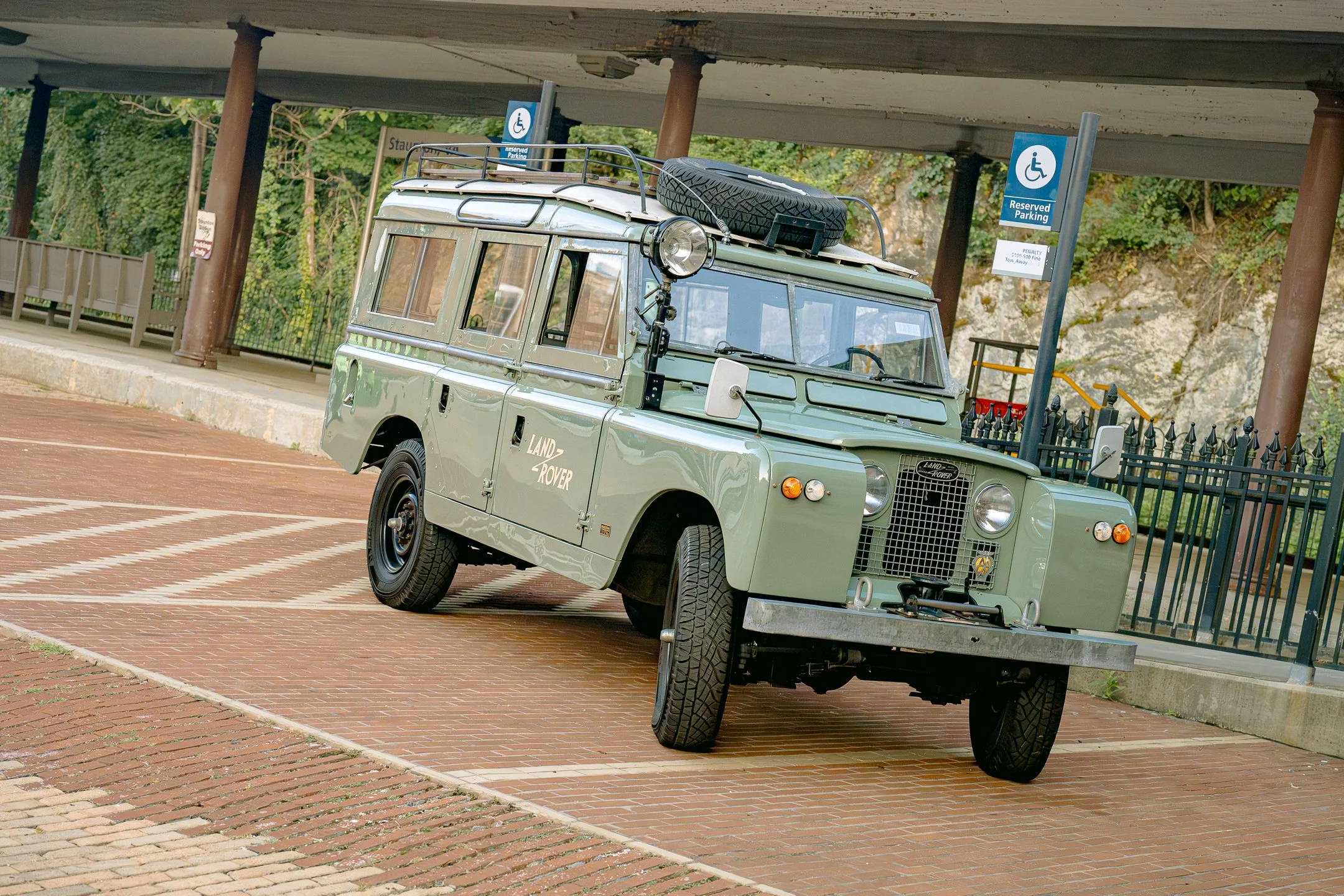 LR-9.jpg