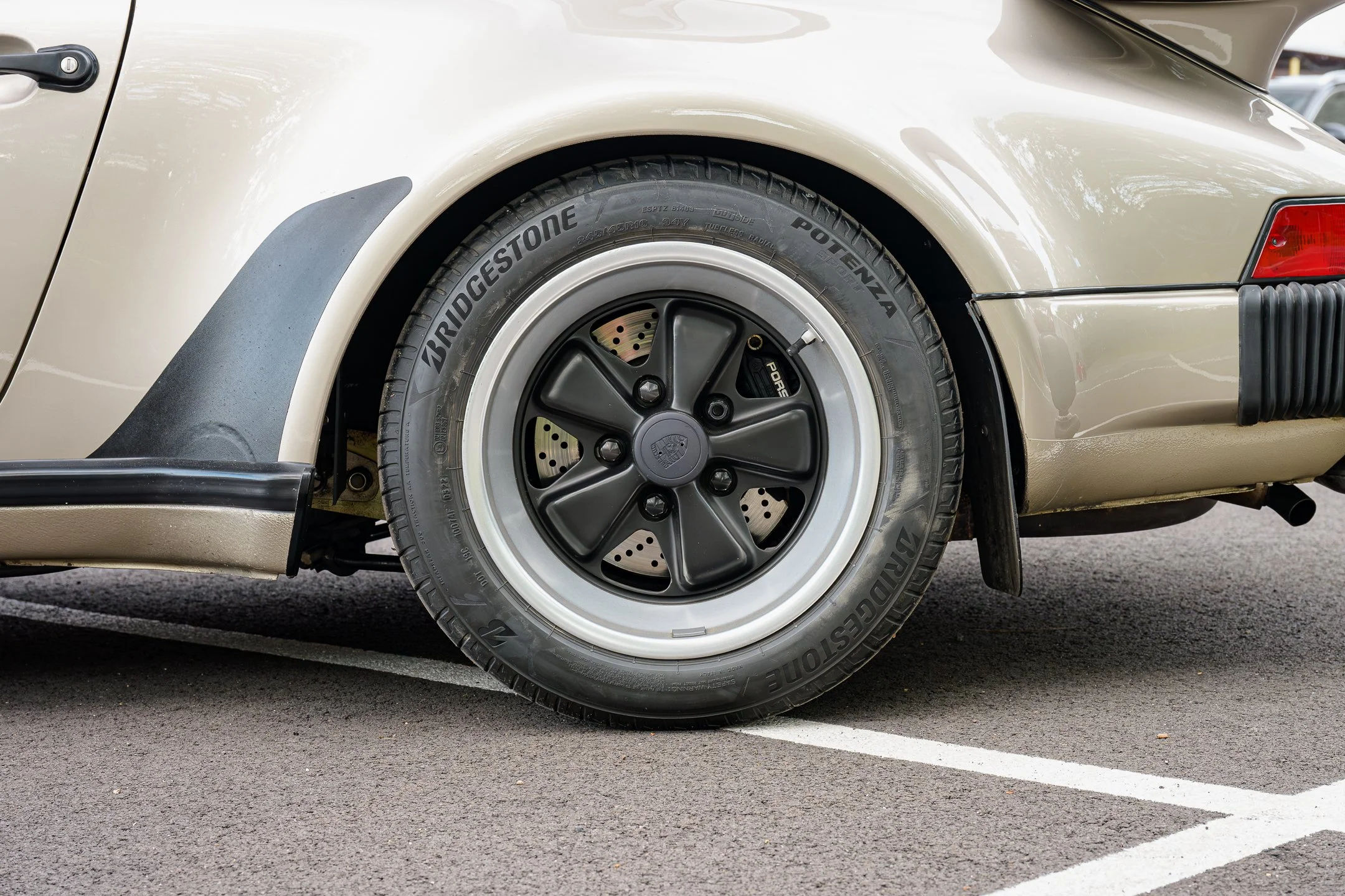 Weiss 930-33.jpg