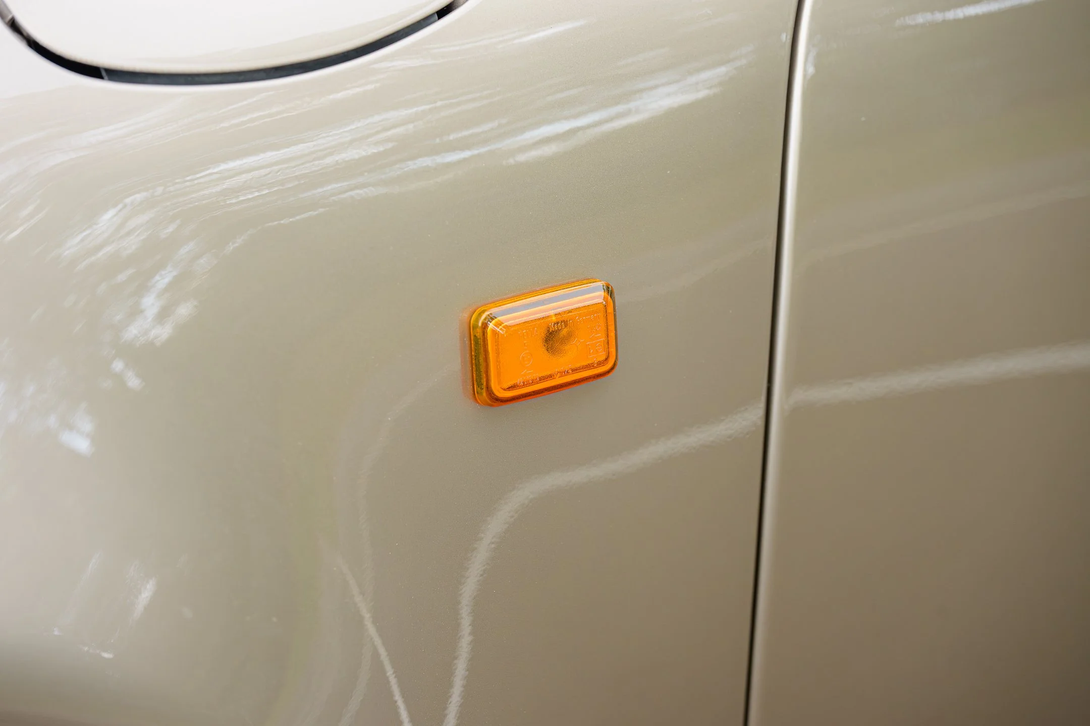 Weiss 930-44.jpg