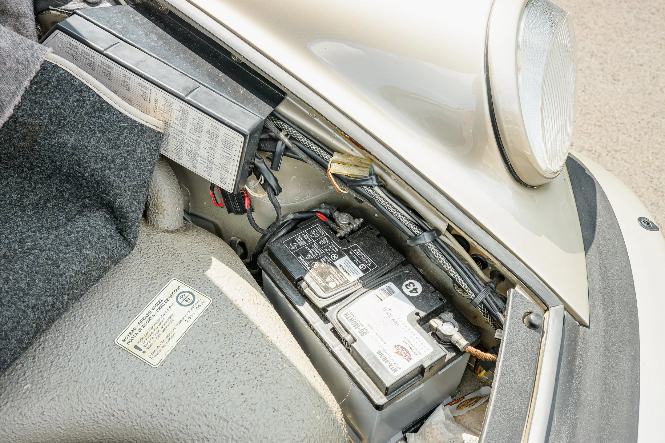 Weiss 930-152.jpg