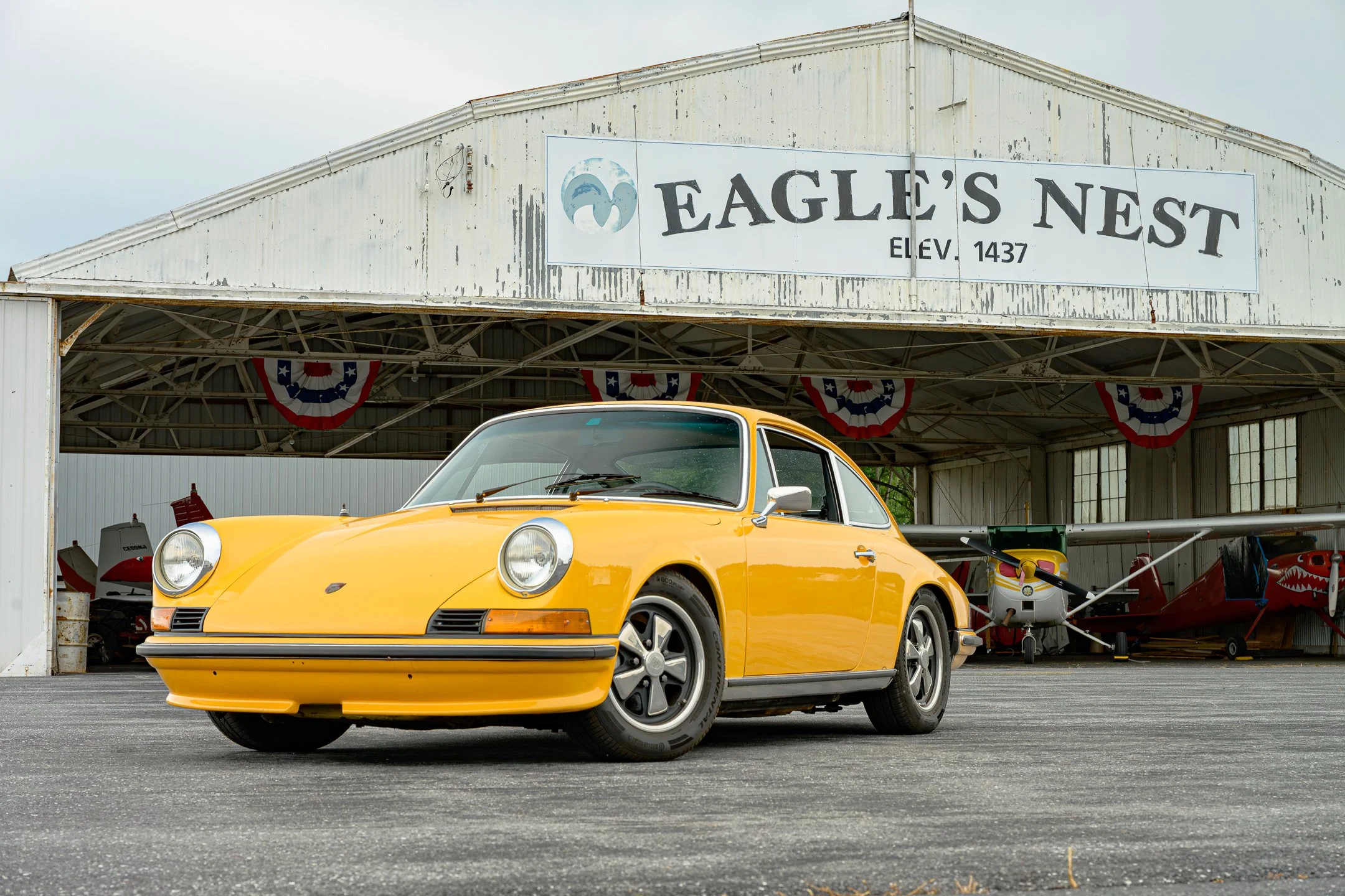 911T-2.jpg