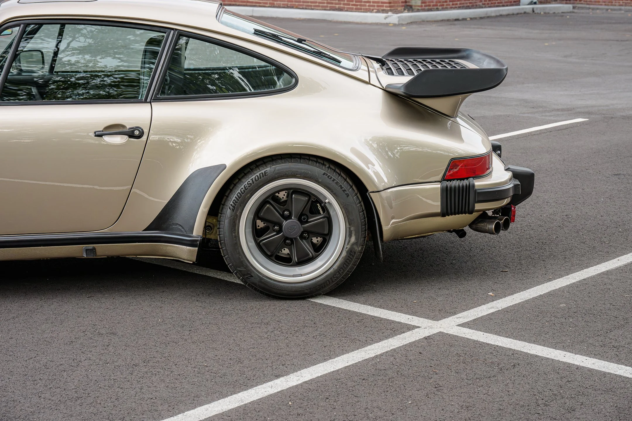 Weiss 930-12.jpg