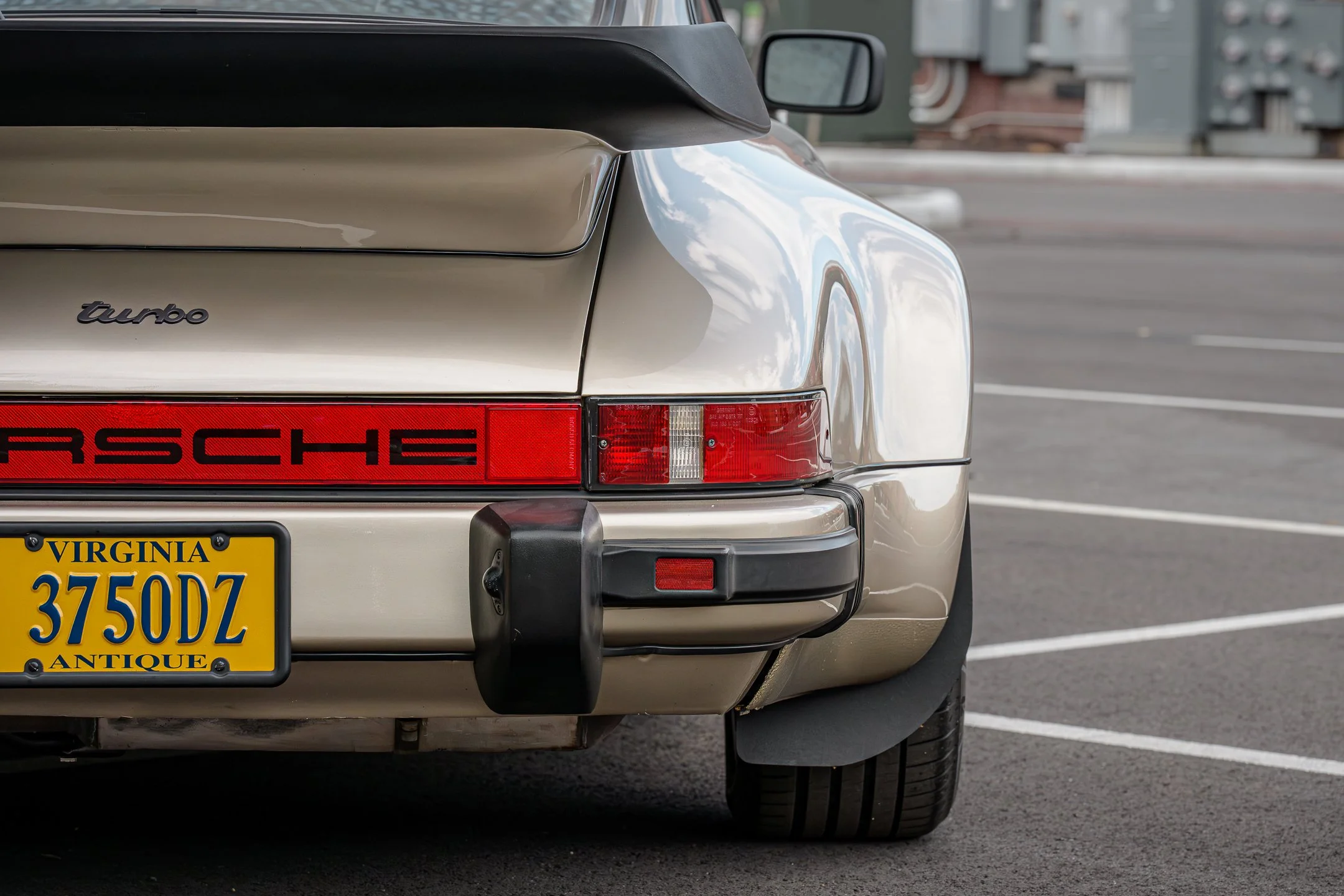 Weiss 930-21.jpg