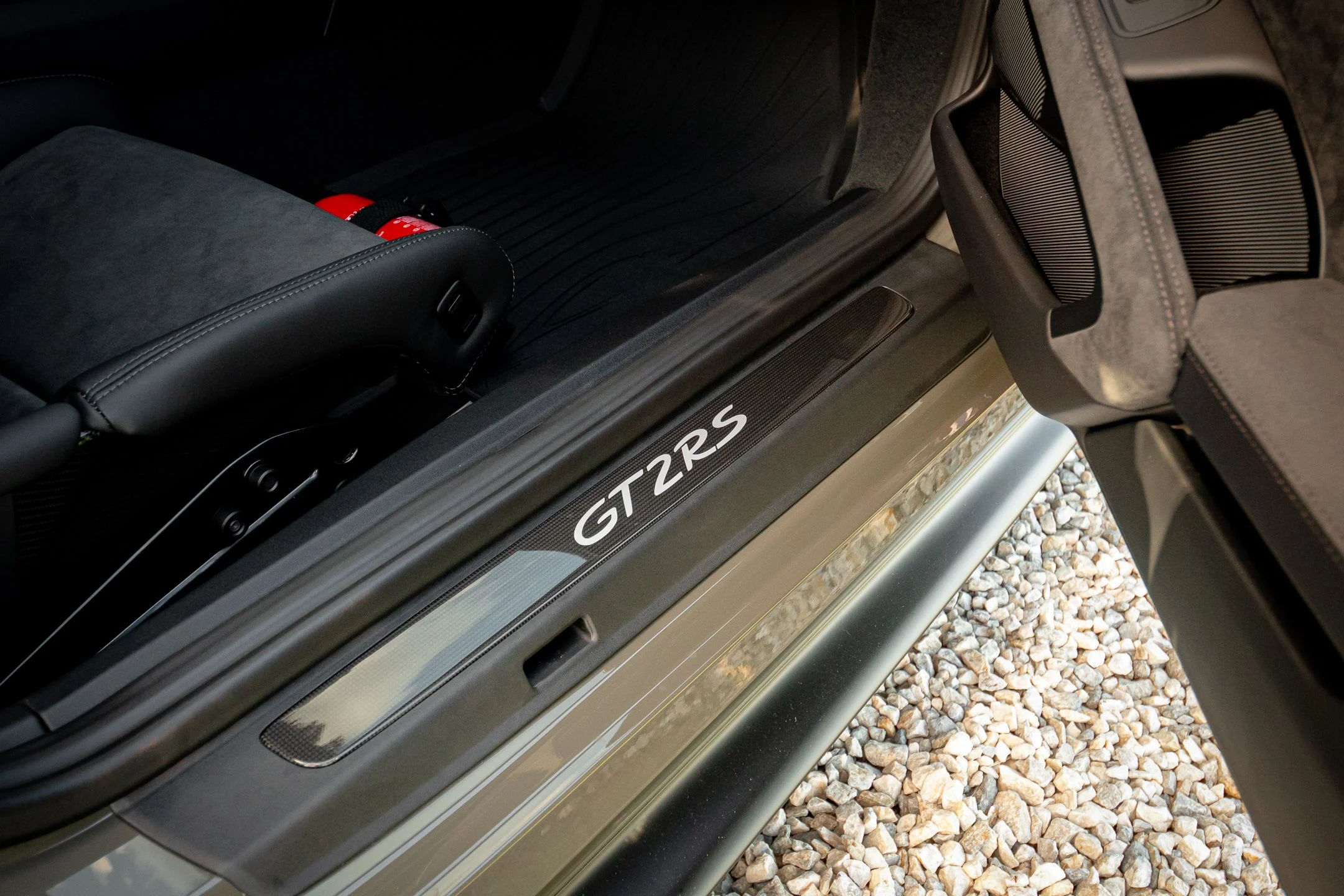 GT2RS-79.jpg