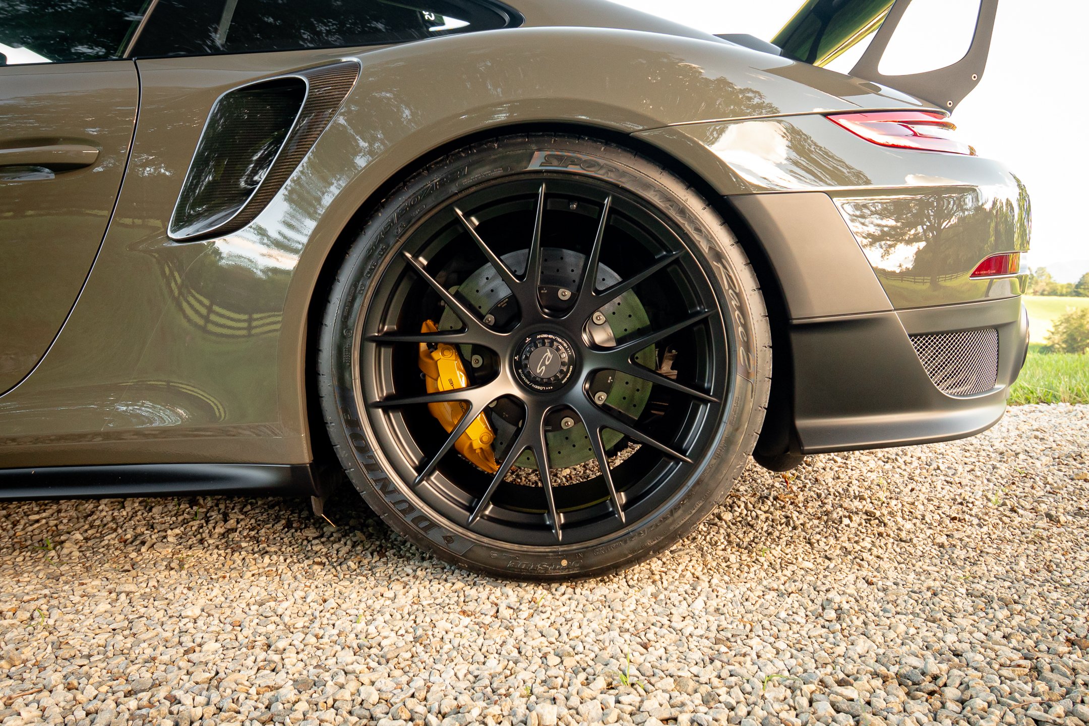 GT2RS-35.jpg