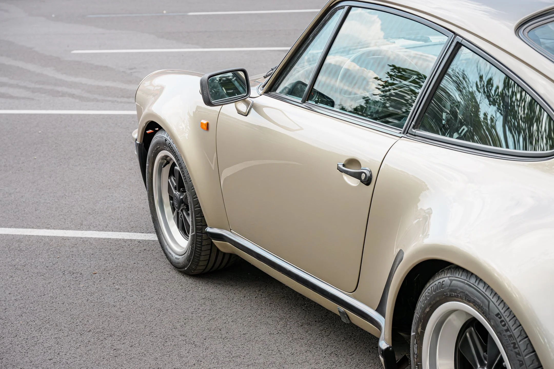 Weiss 930-22.jpg