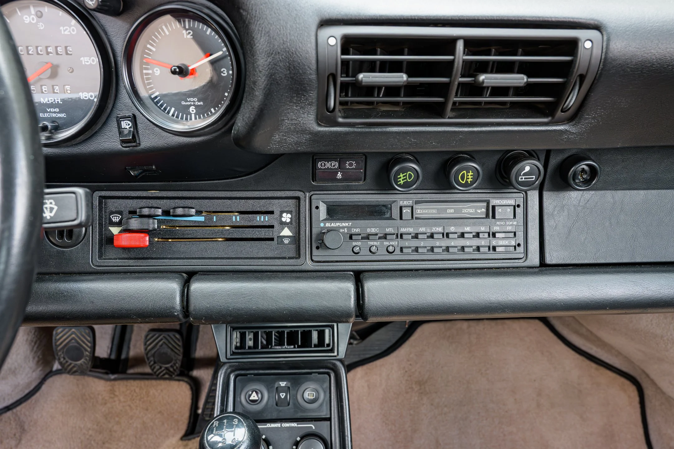 Weiss 930-88.jpg