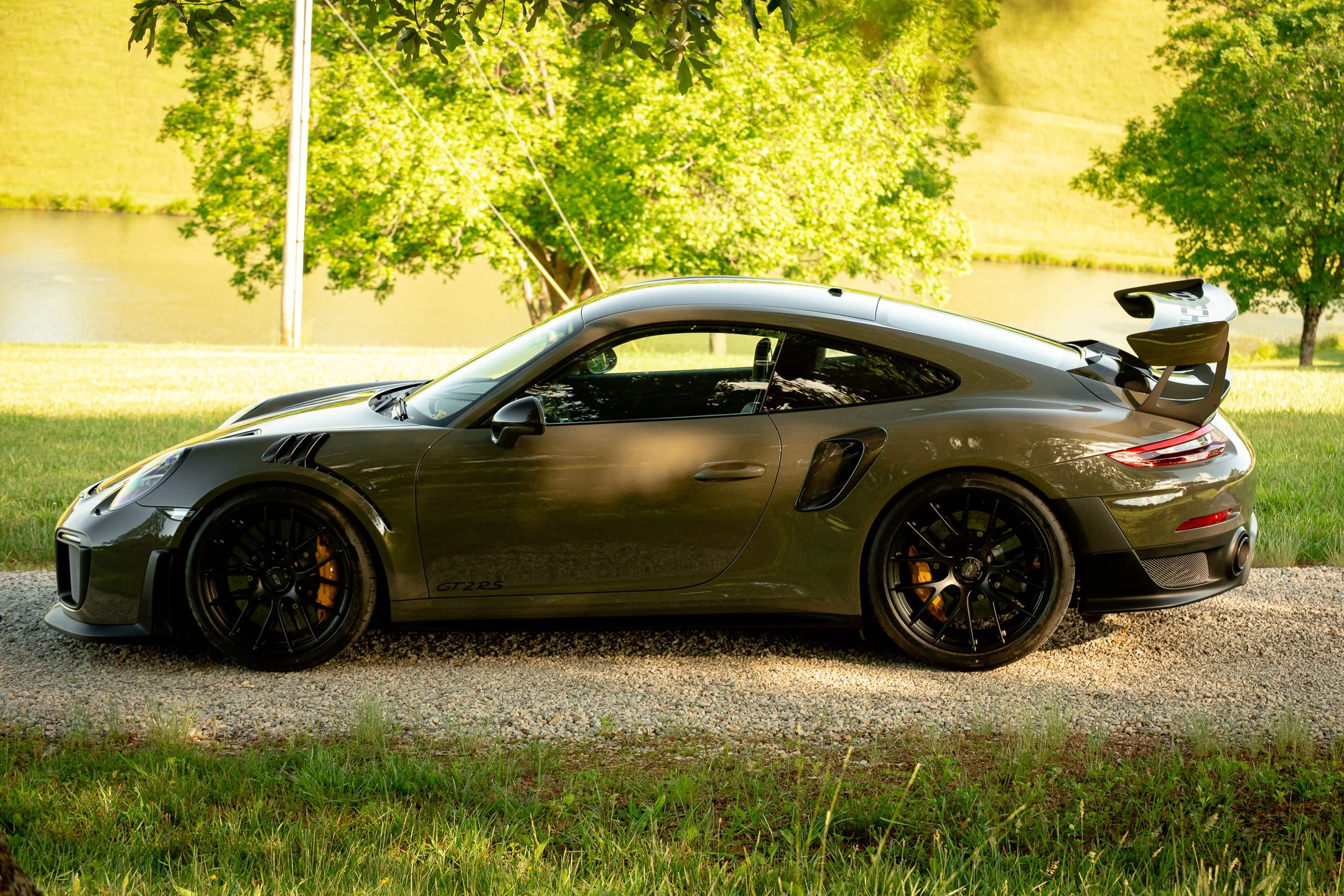 GT2RS-12.jpg