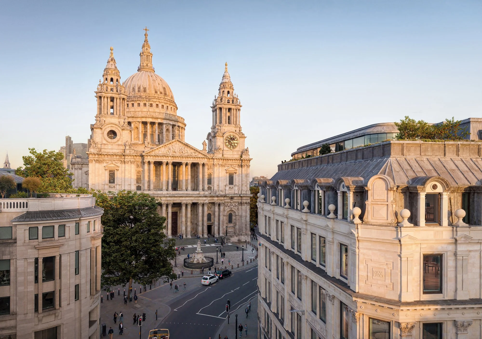 2025_RLAM100_OneStPauls_IMG04_Hummingbird_FINAL_2k.jpg