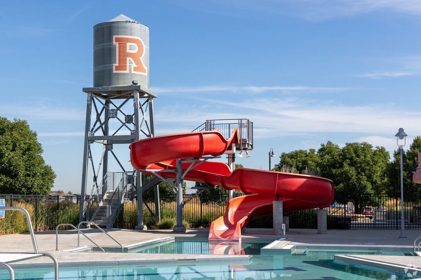 The Reunion Community Guide: What It's Actually Like to Live There
