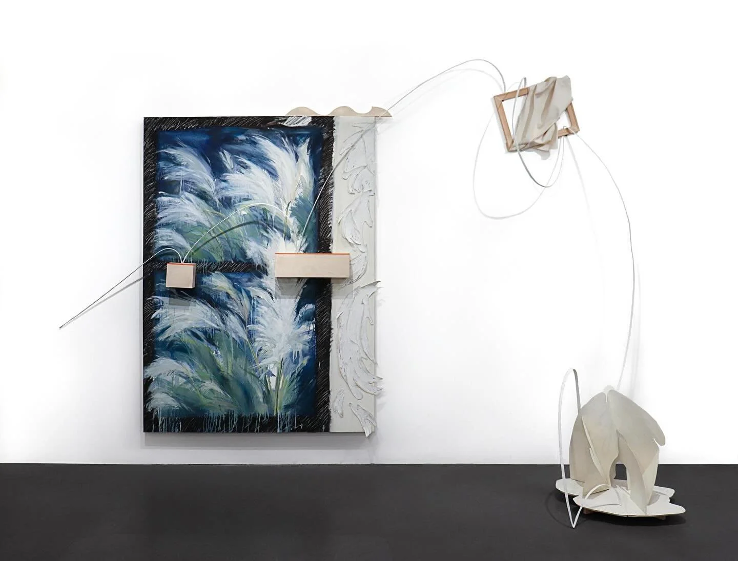 Three Words For Oil on canvas, installation, mixed media 82 1/4 x 108 1/4 x 38 in (variable dimensions)
By @manzizix 

We&rsquo;re thrilled to share this painting in our latest exhibition, Between Here &amp; Becoming curated by Sergio Gomez. 

🔗 Tap