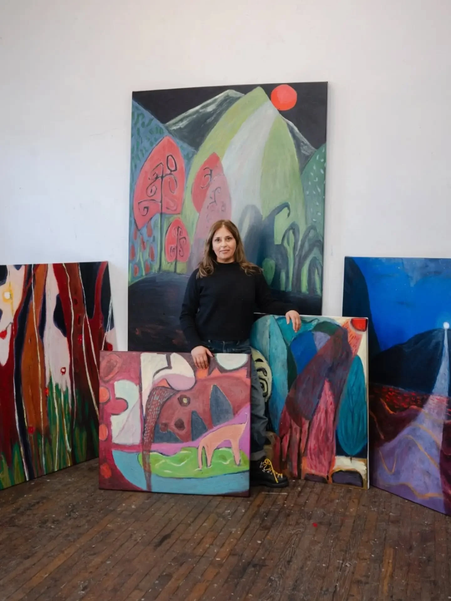 New Interview with @jocelyn.fineart on the VAC website!🩷

Jocelyn Fine (b. 1969, Pittsburgh, PA) currently resides and works in New Jersey. Her work stages a convergence between the natural world and the human body. It works from the belief that the