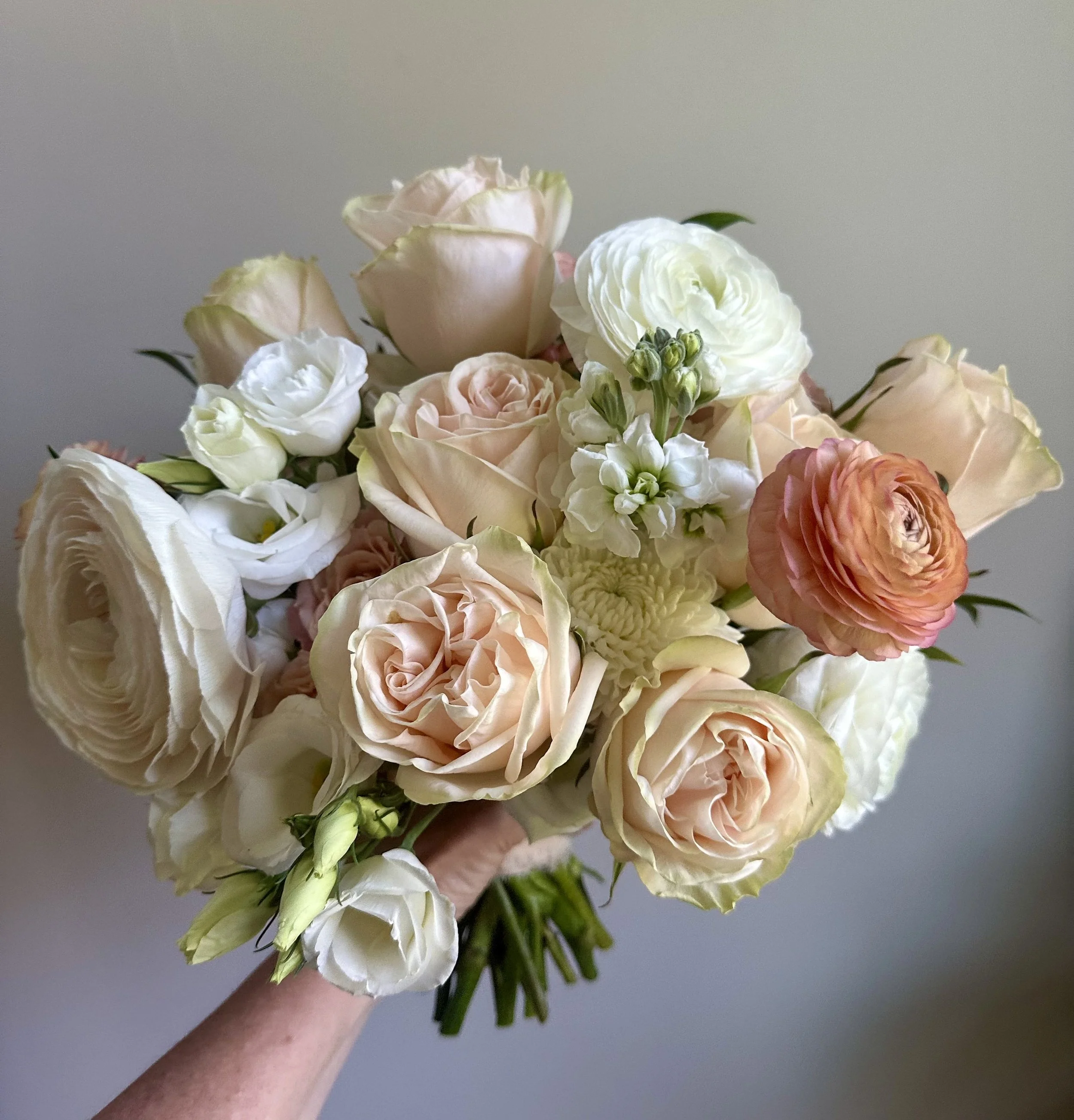 wedding-flowers-more-blooms-4.jpg