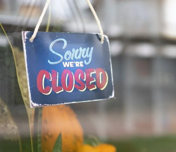 WHY ARE SO MANY RESTAURANTS CLOSING?