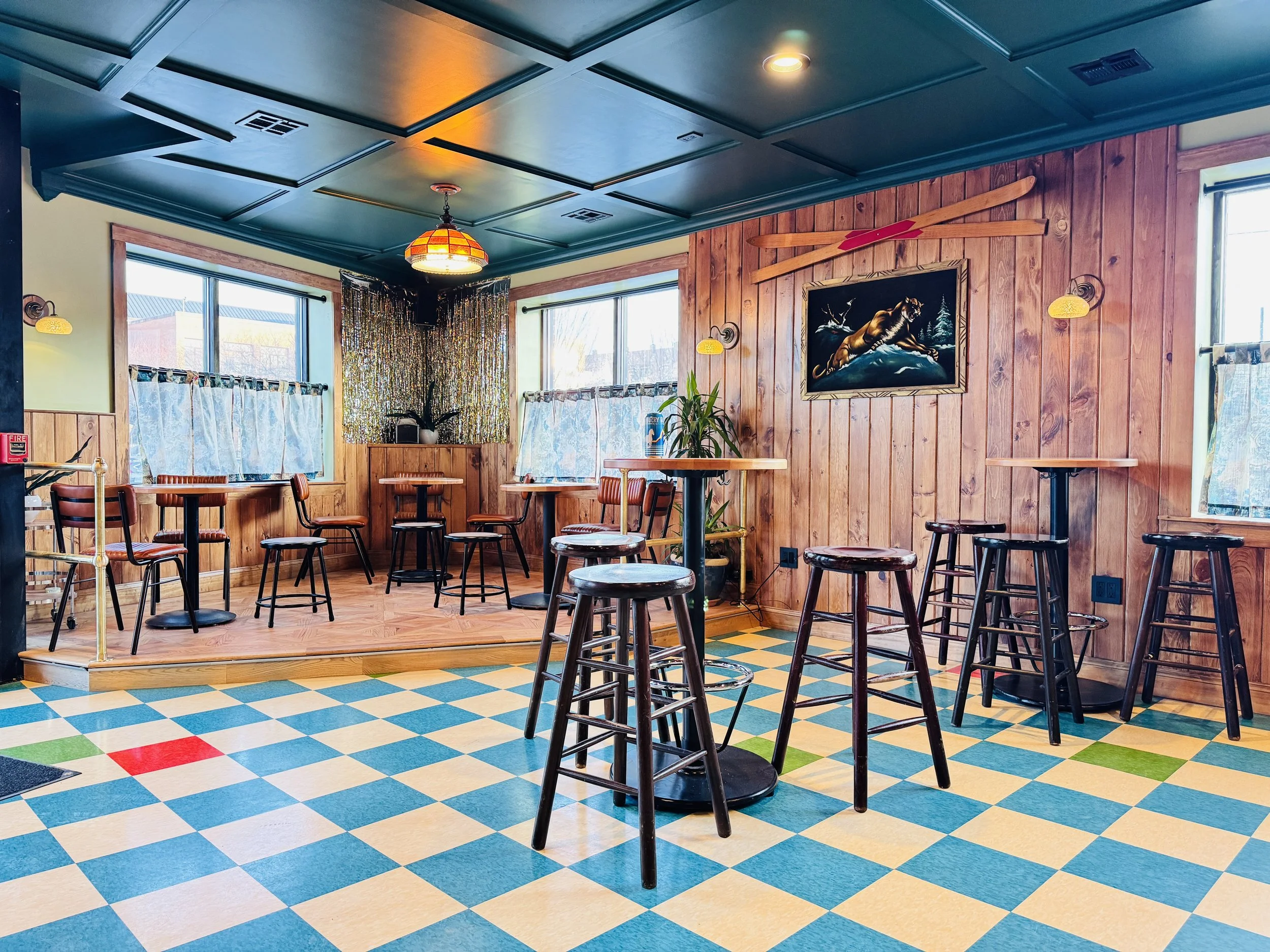 INTEL: THE HI-NOTE OPENS IN SARATOGA WITH ABSINTHE DRIPS, FERNET SHOTS + YOUR MOM’S BASEMENT VIBES