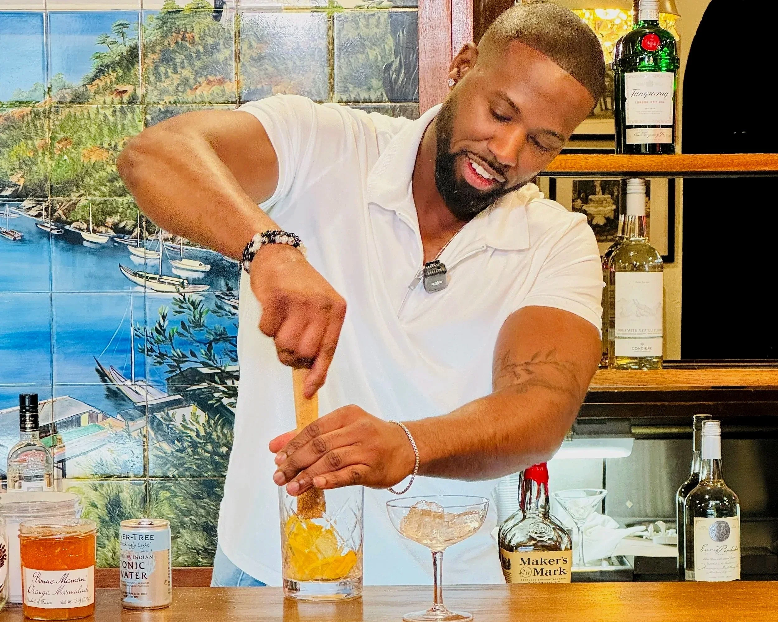bartender ZERO PROOF: Making a LADY MARMALADE with Trinel McDermott
