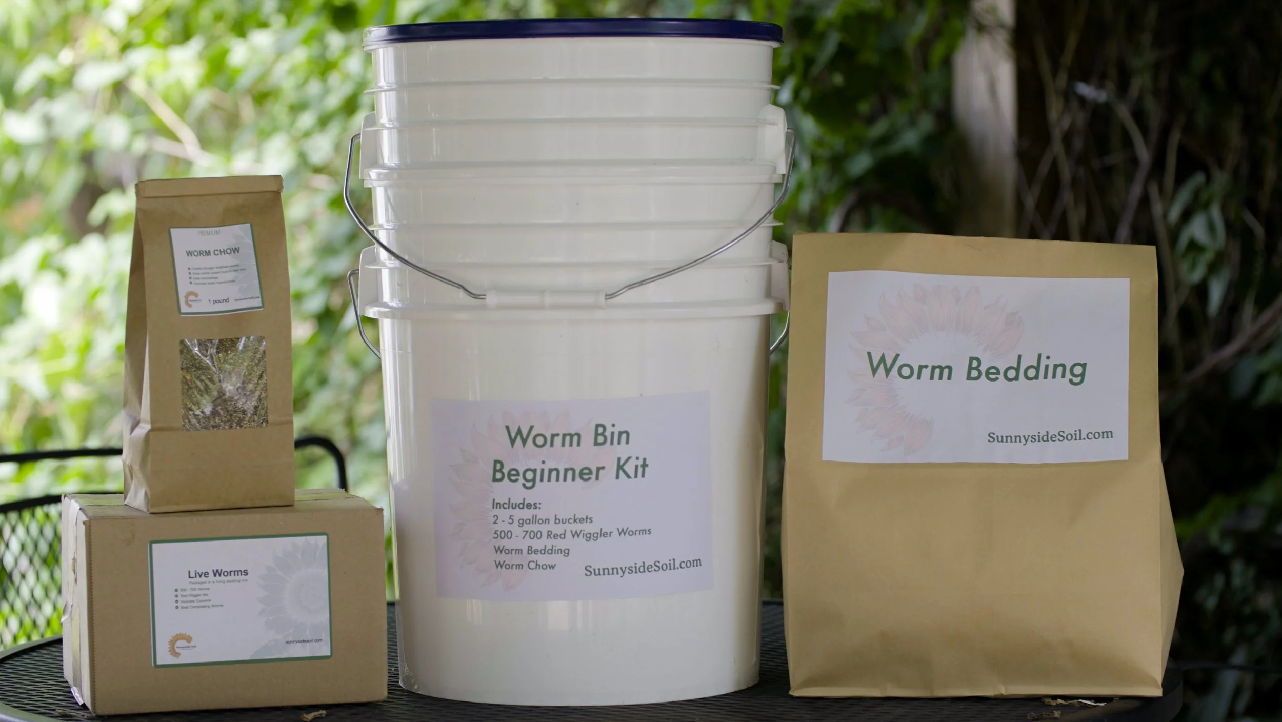 Your garden's magical ingredient: a worm bin | The Seattle Times, image size:2500x1408