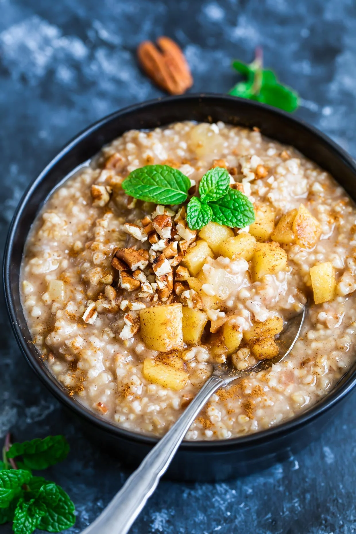 Instant Pot Apple Cinnamon Oatmeal for Deep Winter Comfort