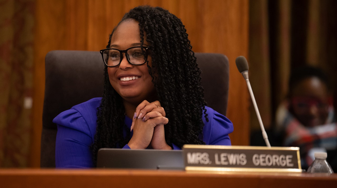 Washington D.C. Must Have a Socialist Mayor