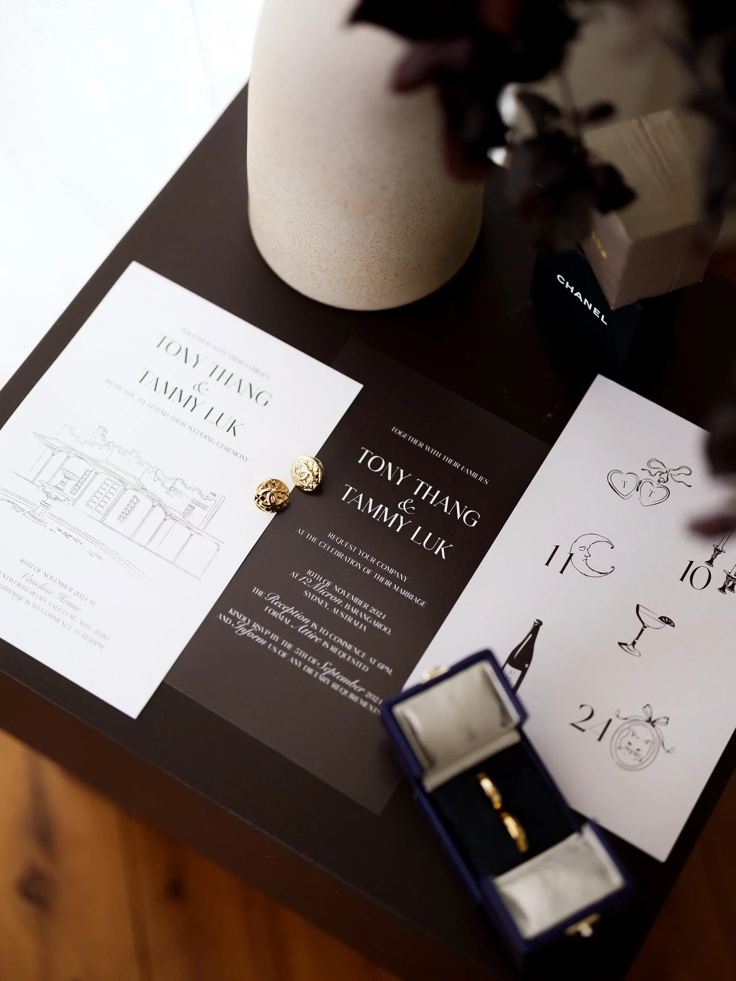 Details

#inromance #saltatelier
#sydneywedding #sydneyweddingphotographer #sydneyweddingvideographer