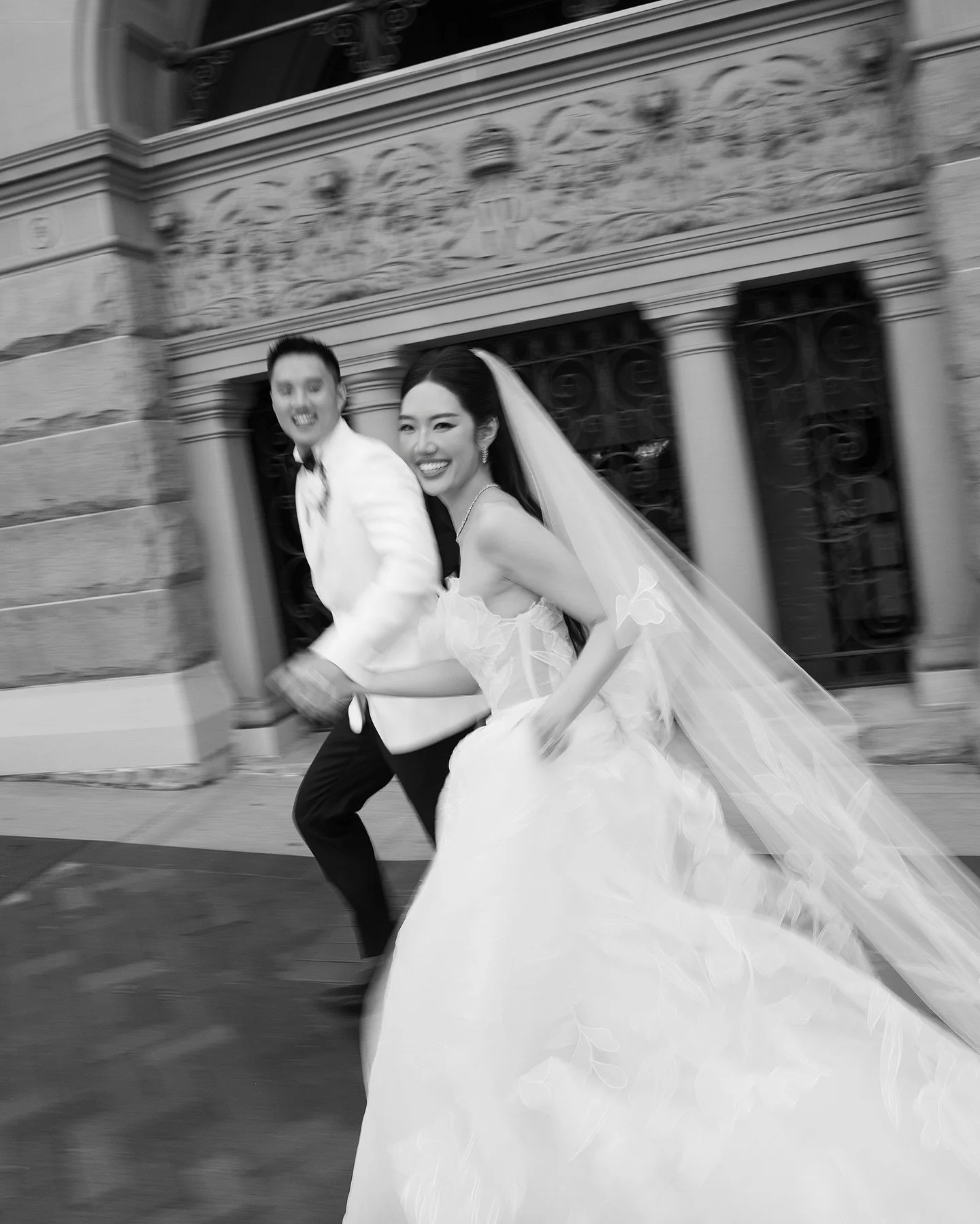 Oriana &amp; Andrew

@dollopsdollops 
@a.moment 
.
Photo: @inromance_photography 
Video: @saltatelier_wedding 
Social: @saltatelier_socials
Wedding Gown: @roserosa.wedding 
@roserosa_global
Ceremony: @botanicsydney
Makeup &amp; Hair: @sophielaumakeup