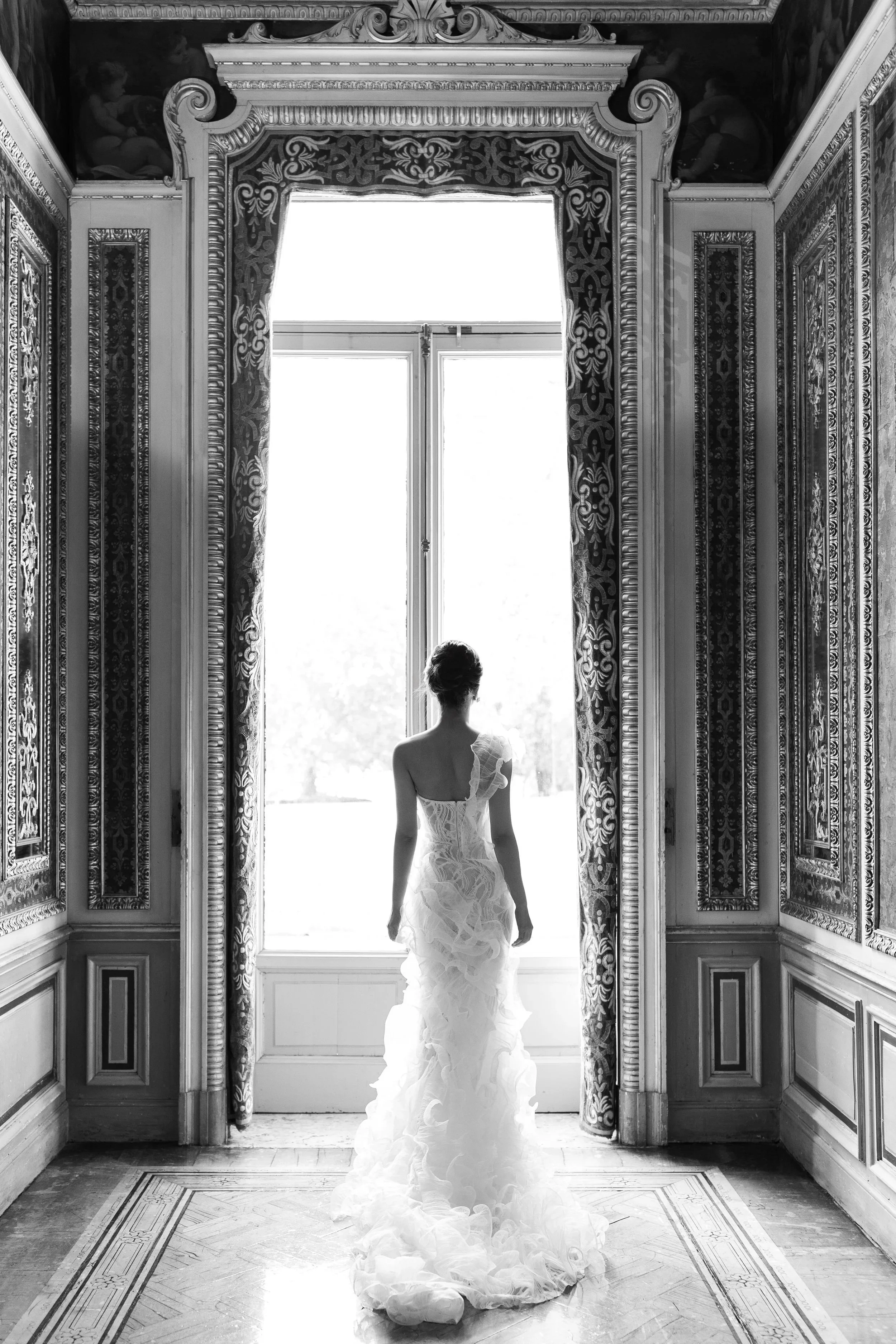Bride getting ready at a Lake Como villa, Destination Wedding in Italy