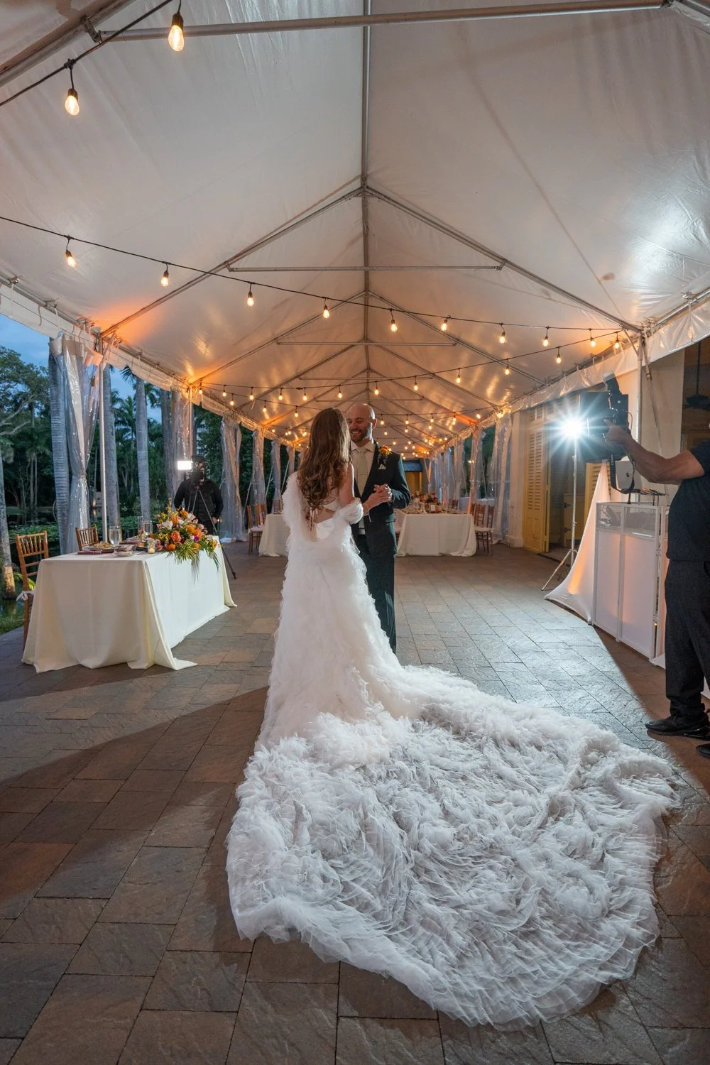 bonett house wedding photographer couple-1.jpg
