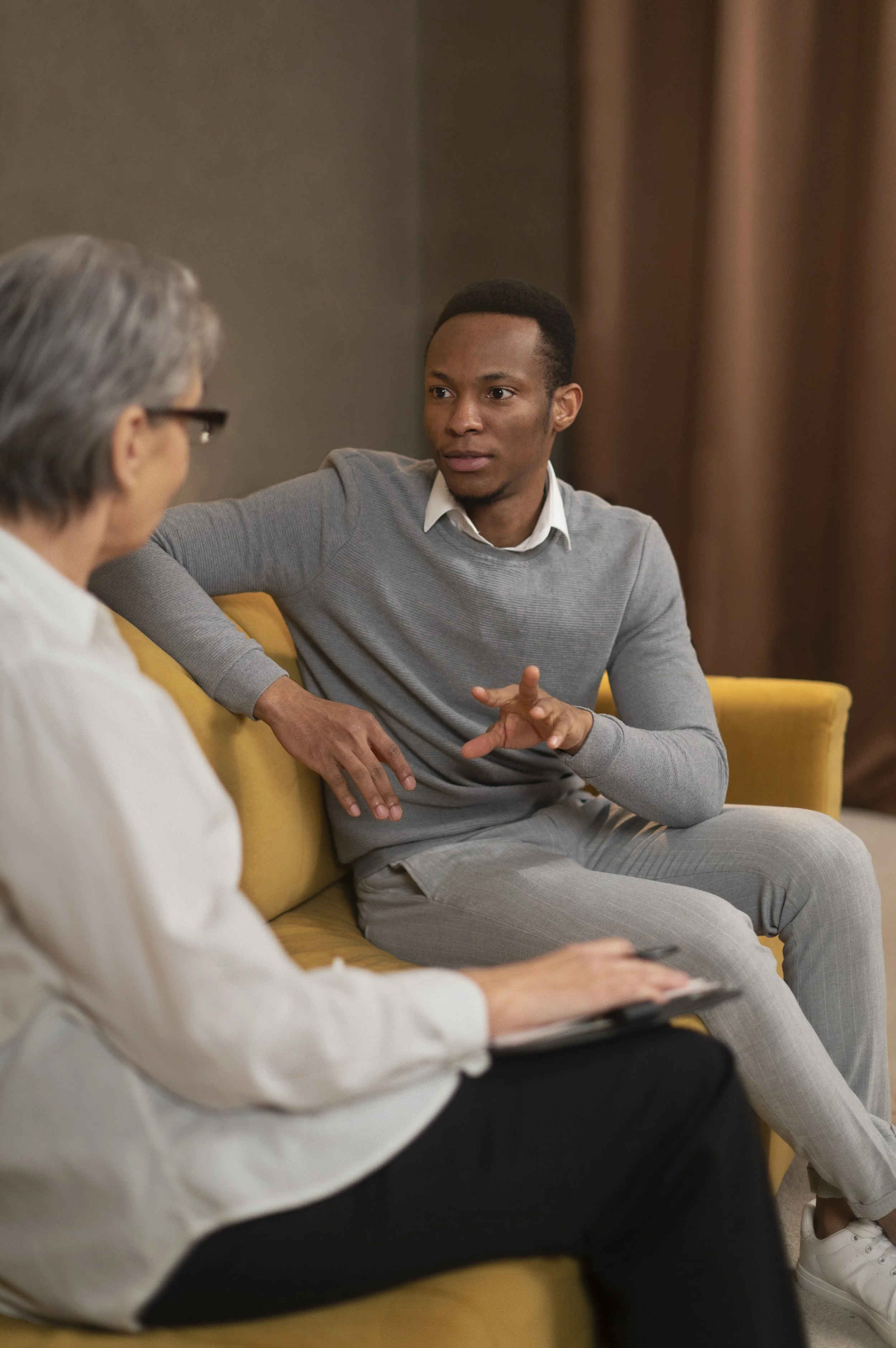 What is a Registered Psychotherapist? Understanding therapy credentials in Ontario