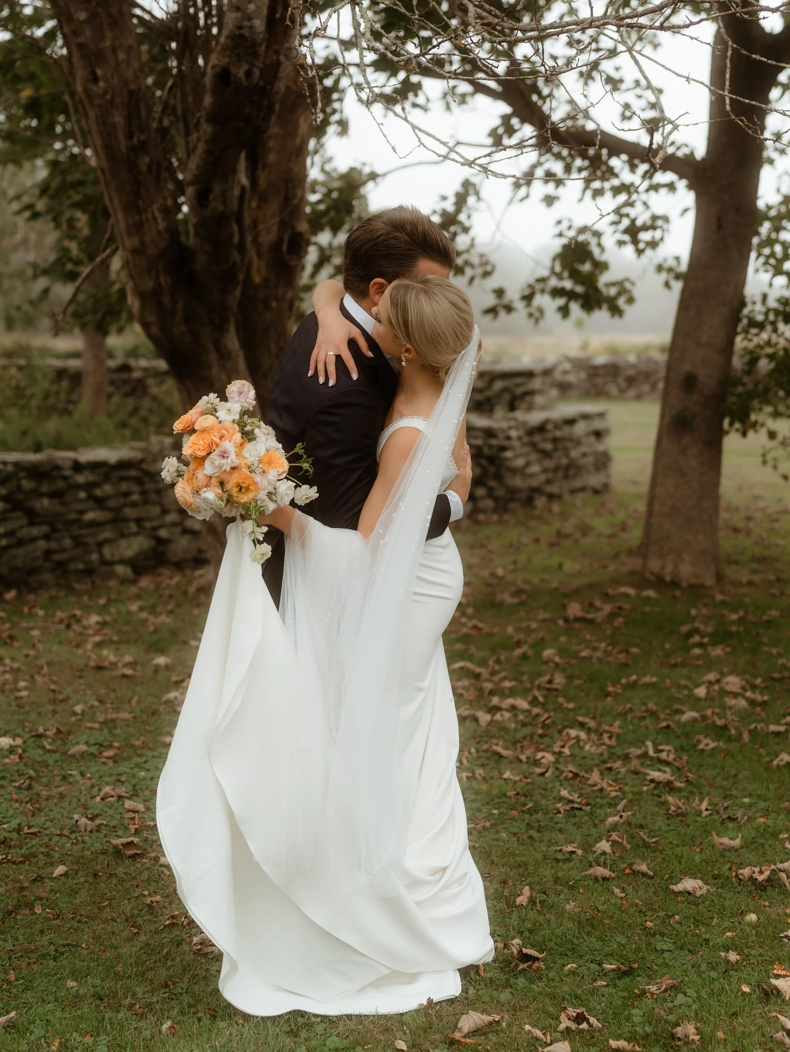 Nicole and Chris - First Look - by Maddie Van - 23.jpg